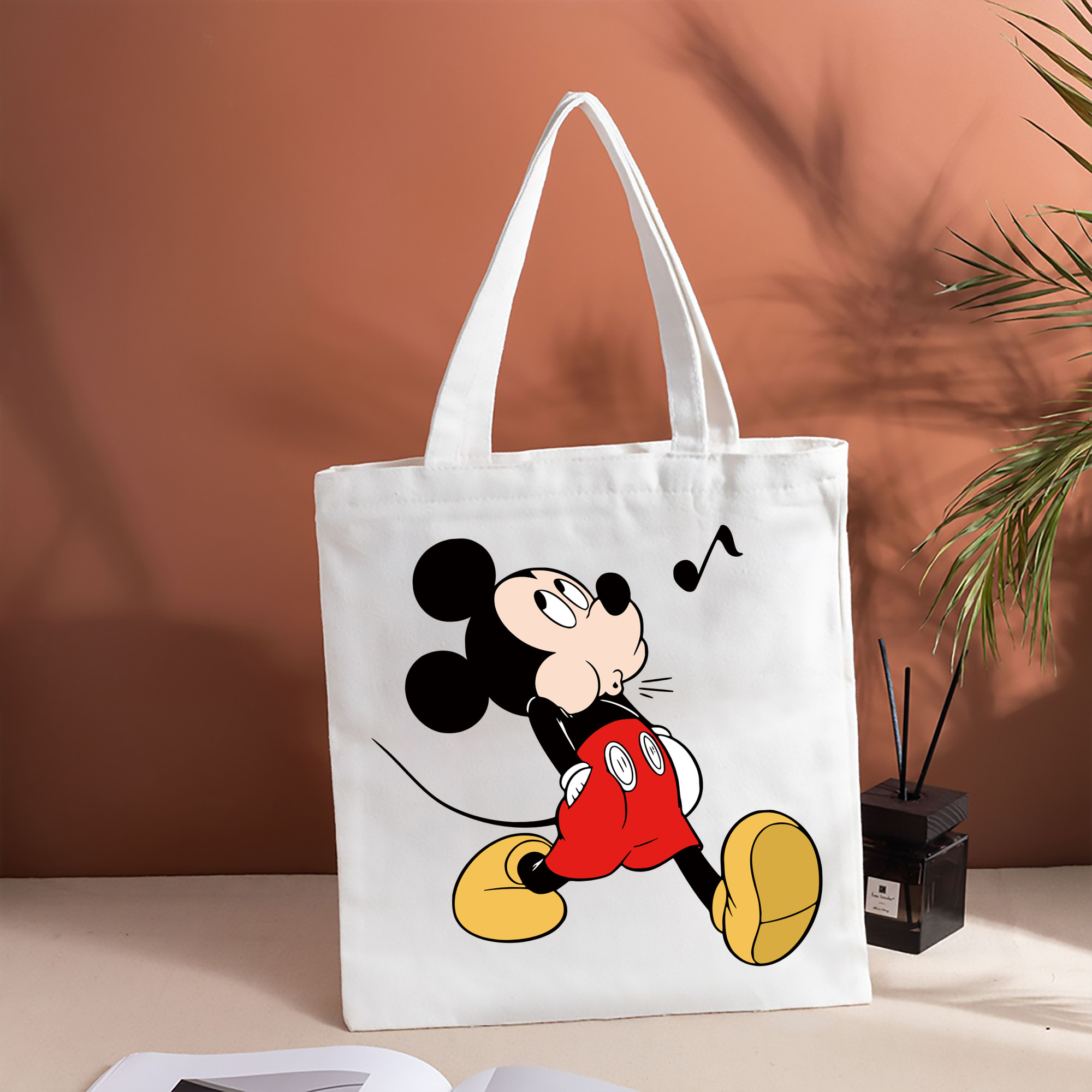 ミッキーマウス Mickey Mouse 縦型キャンバス生地手提げバッグ　トートバッグ