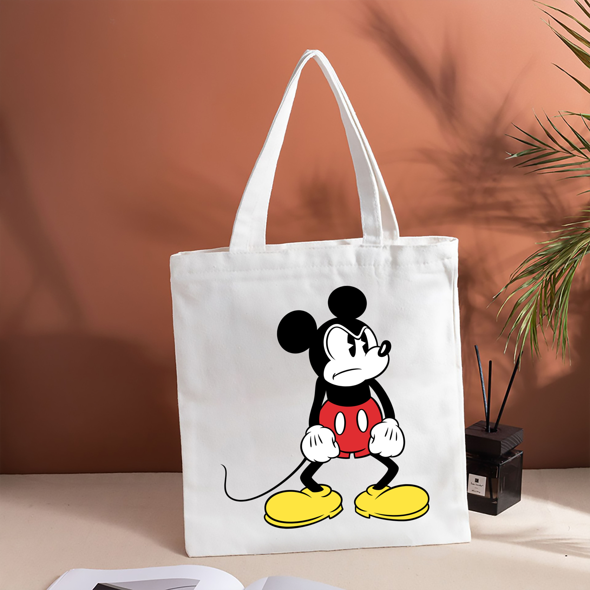 ミッキーマウス Mickey Mouse 縦型キャンバス生地手提げバッグ　トートバッグ