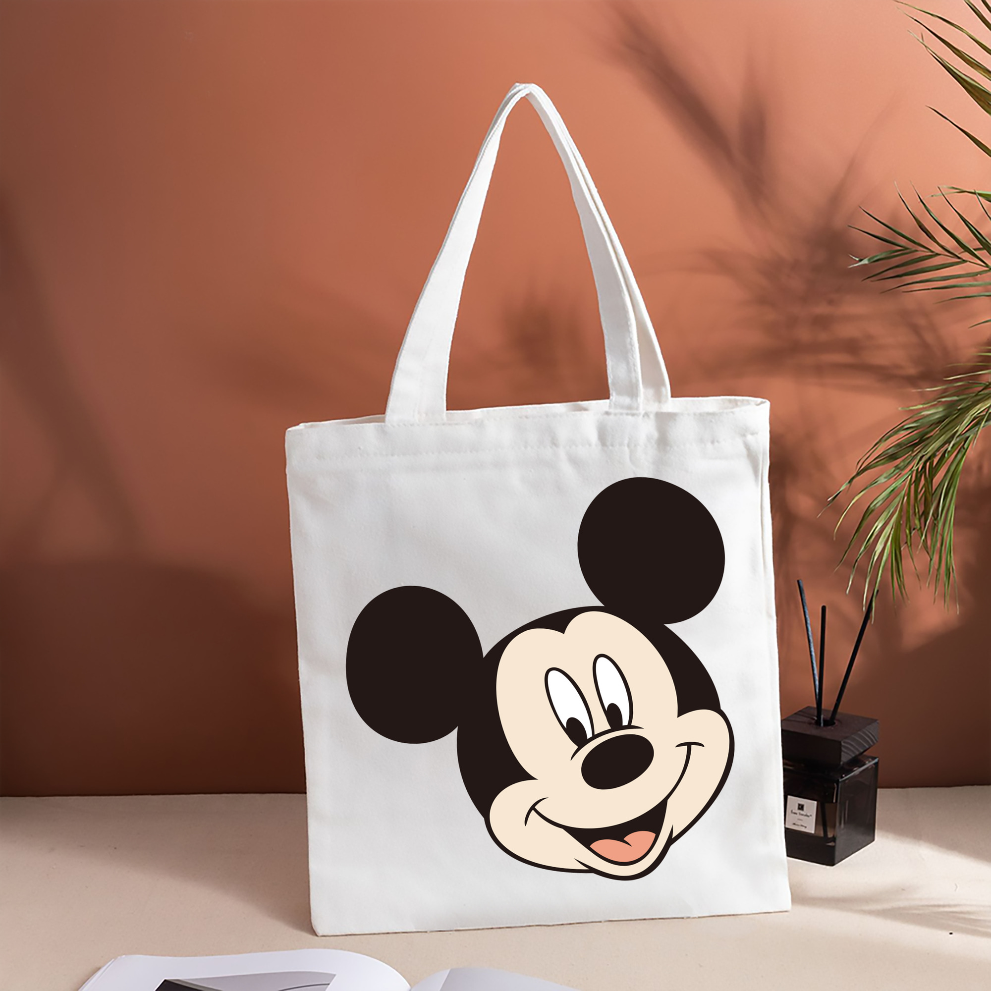 ミッキーマウス Mickey Mouse 縦型キャンバス生地手提げバッグ　トートバッグ