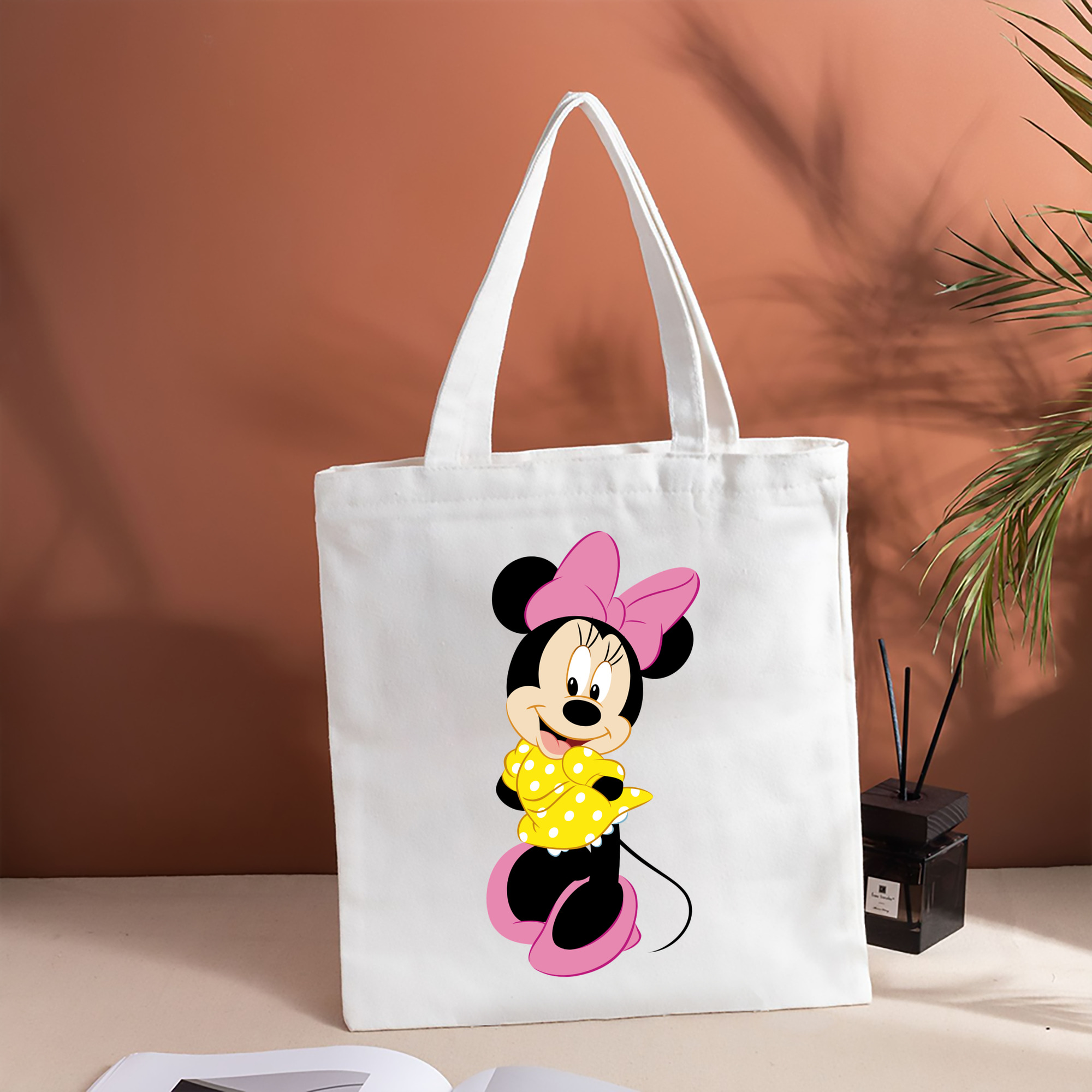 ミッキーマウス Mickey Mouse 縦型キャンバス生地手提げバッグ　トートバッグ