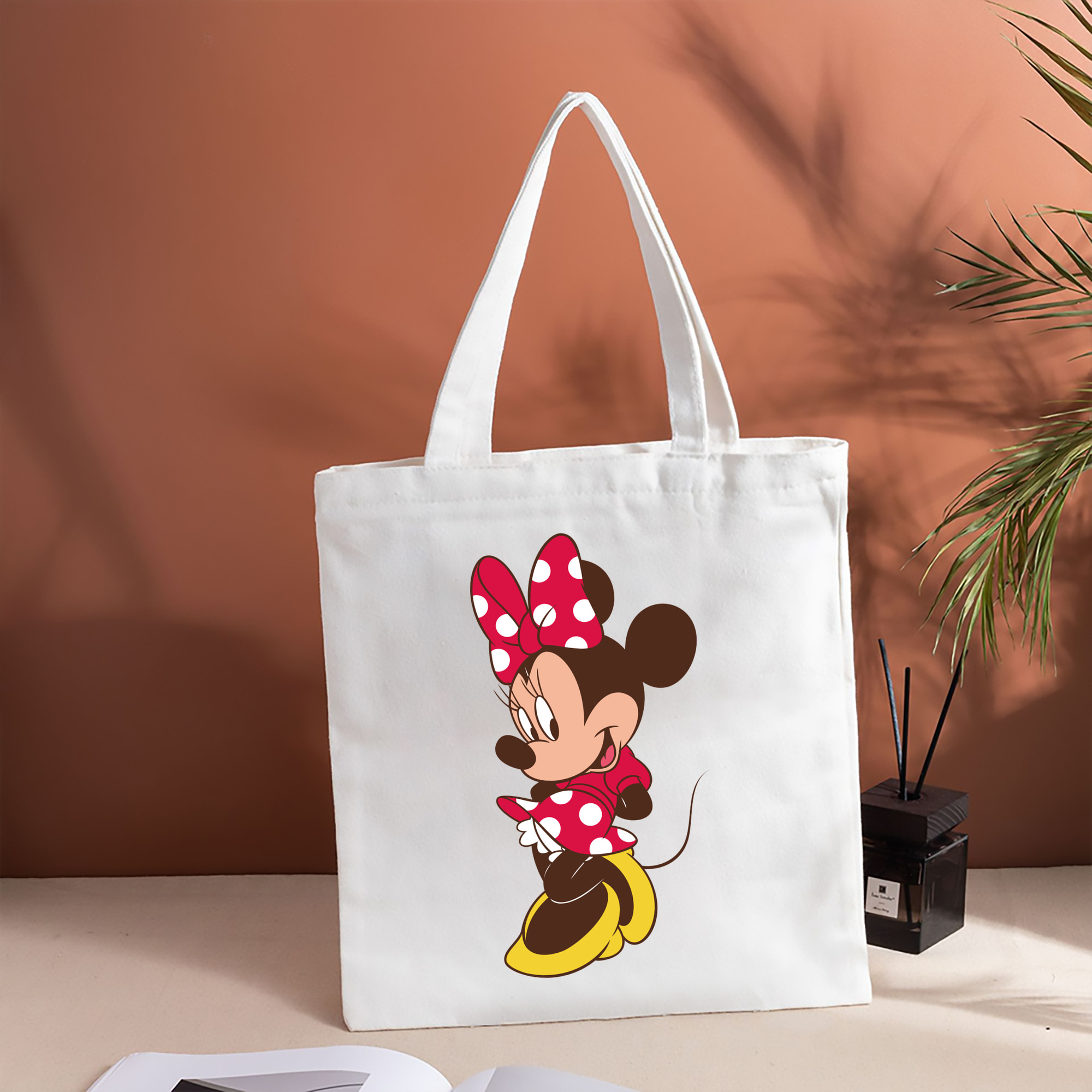 ミッキーマウス Mickey Mouse 縦型キャンバス生地手提げバッグ　トートバッグ