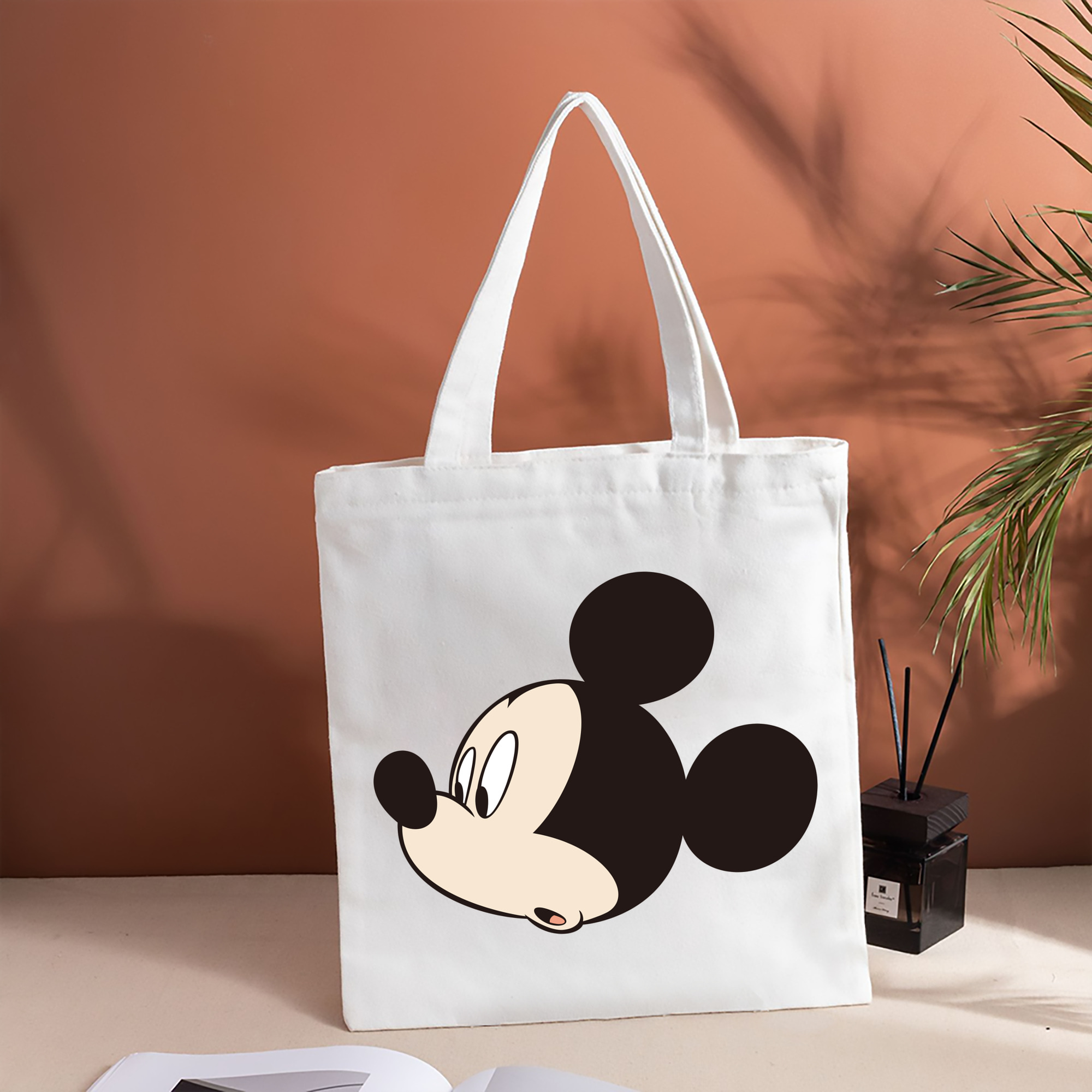 ミッキーマウス Mickey Mouse 縦型キャンバス生地手提げバッグ　トートバッグ