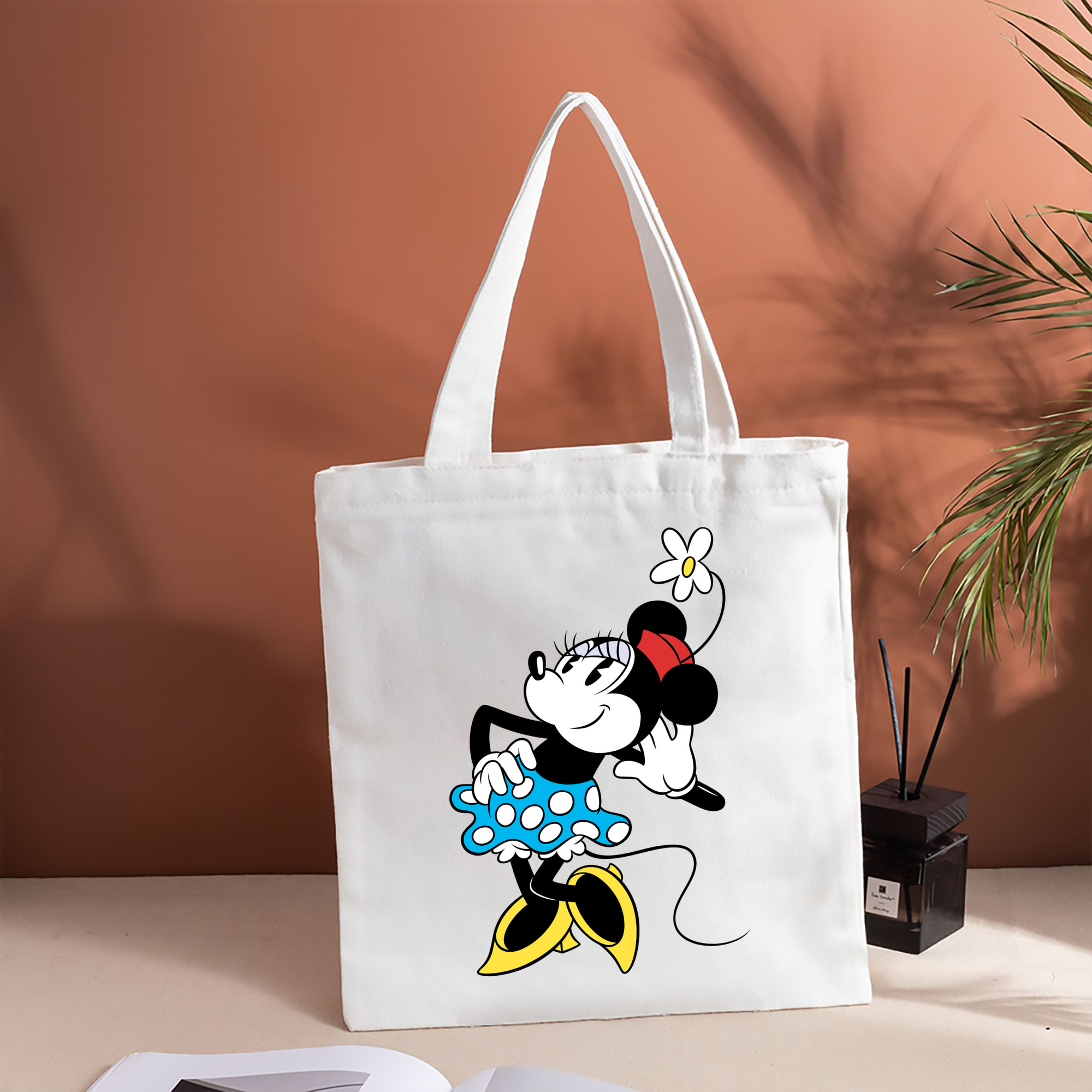 ミッキーマウス Mickey Mouse 縦型キャンバス生地手提げバッグ　トートバッグ