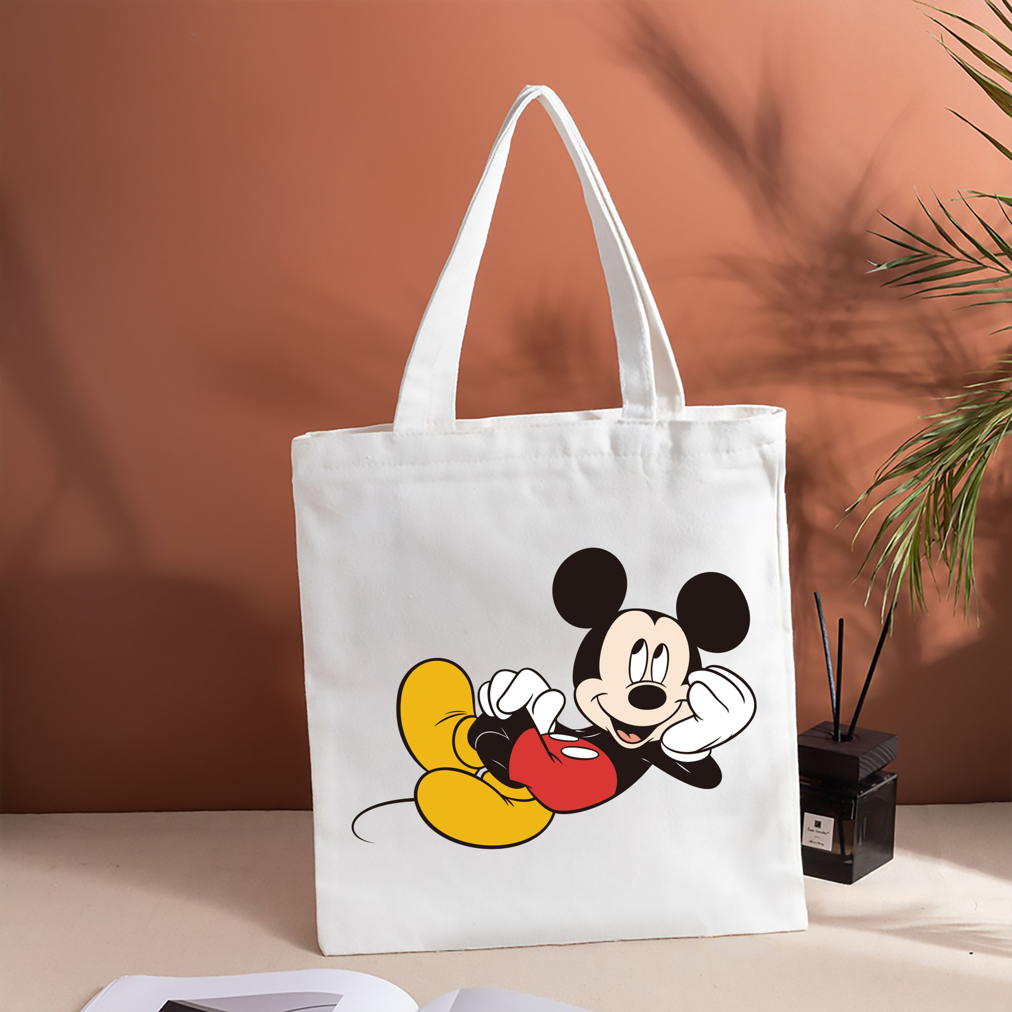 ミッキーマウス Mickey Mouse 縦型キャンバス生地手提げバッグ　トートバッグ