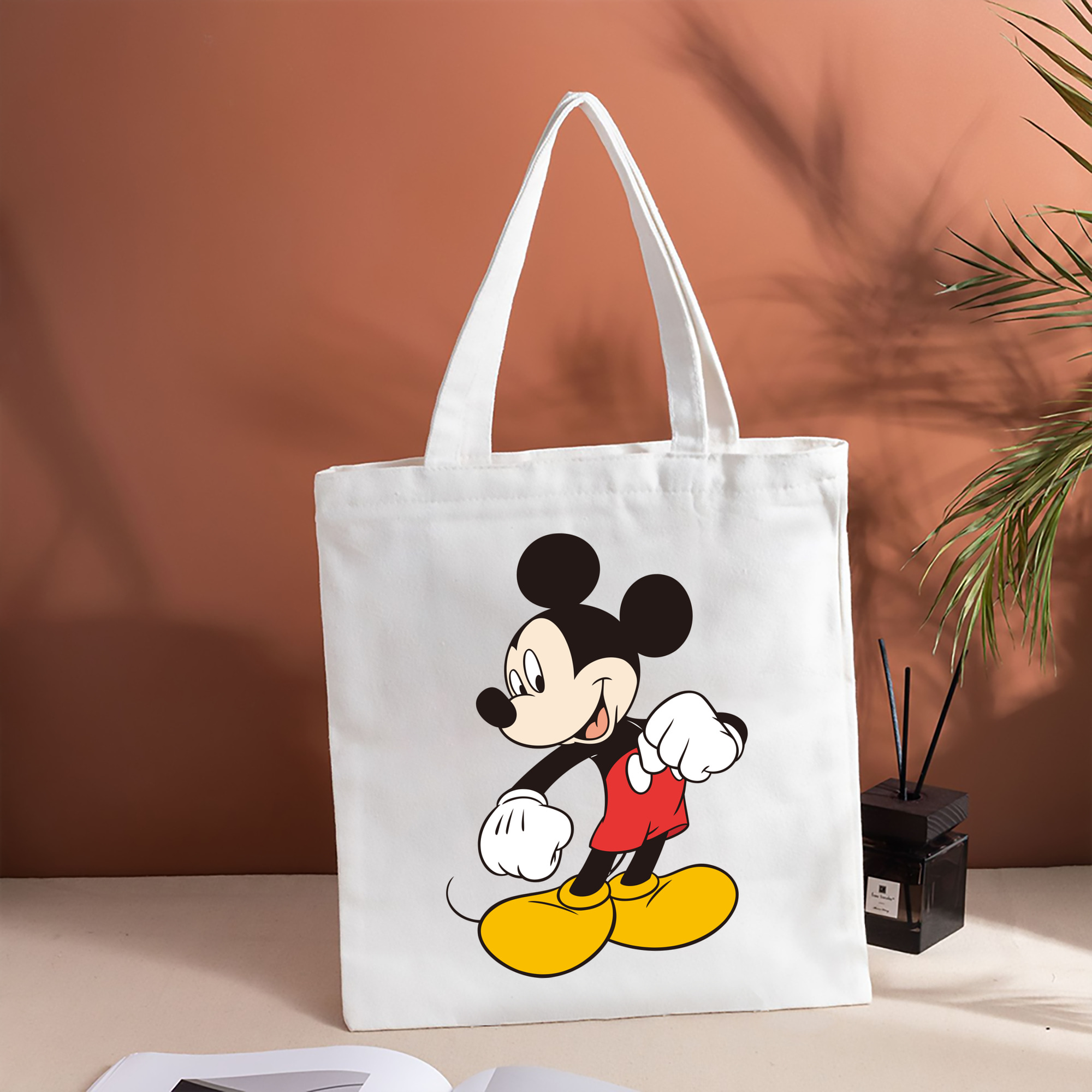 ミッキーマウス Mickey Mouse 縦型キャンバス生地手提げバッグ　トートバッグ