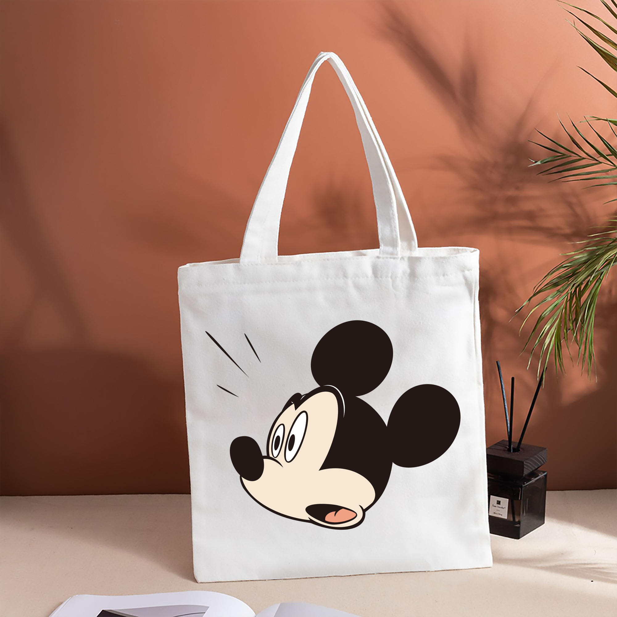 ミッキーマウス Mickey Mouse 縦型キャンバス生地手提げバッグ　トートバッグ