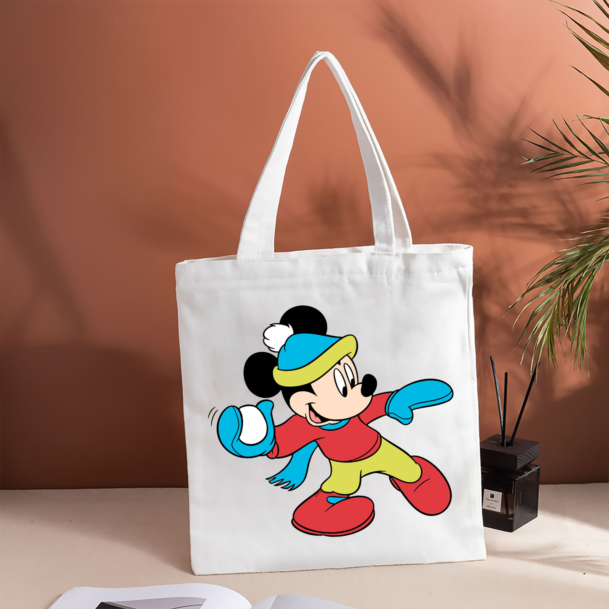 ミッキーマウス Mickey Mouse 縦型キャンバス生地手提げバッグ　トートバッグ