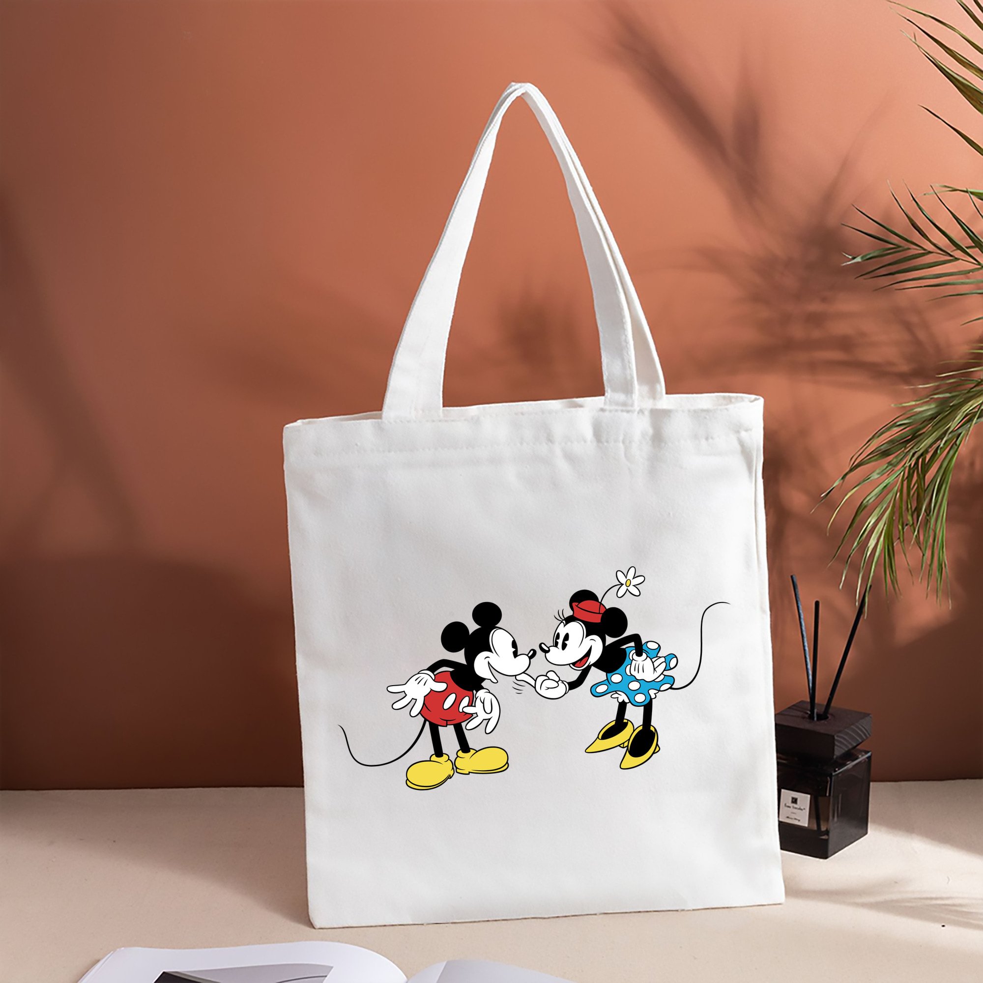 ミッキーマウス Mickey Mouse 縦型キャンバス生地手提げバッグ　トートバッグ