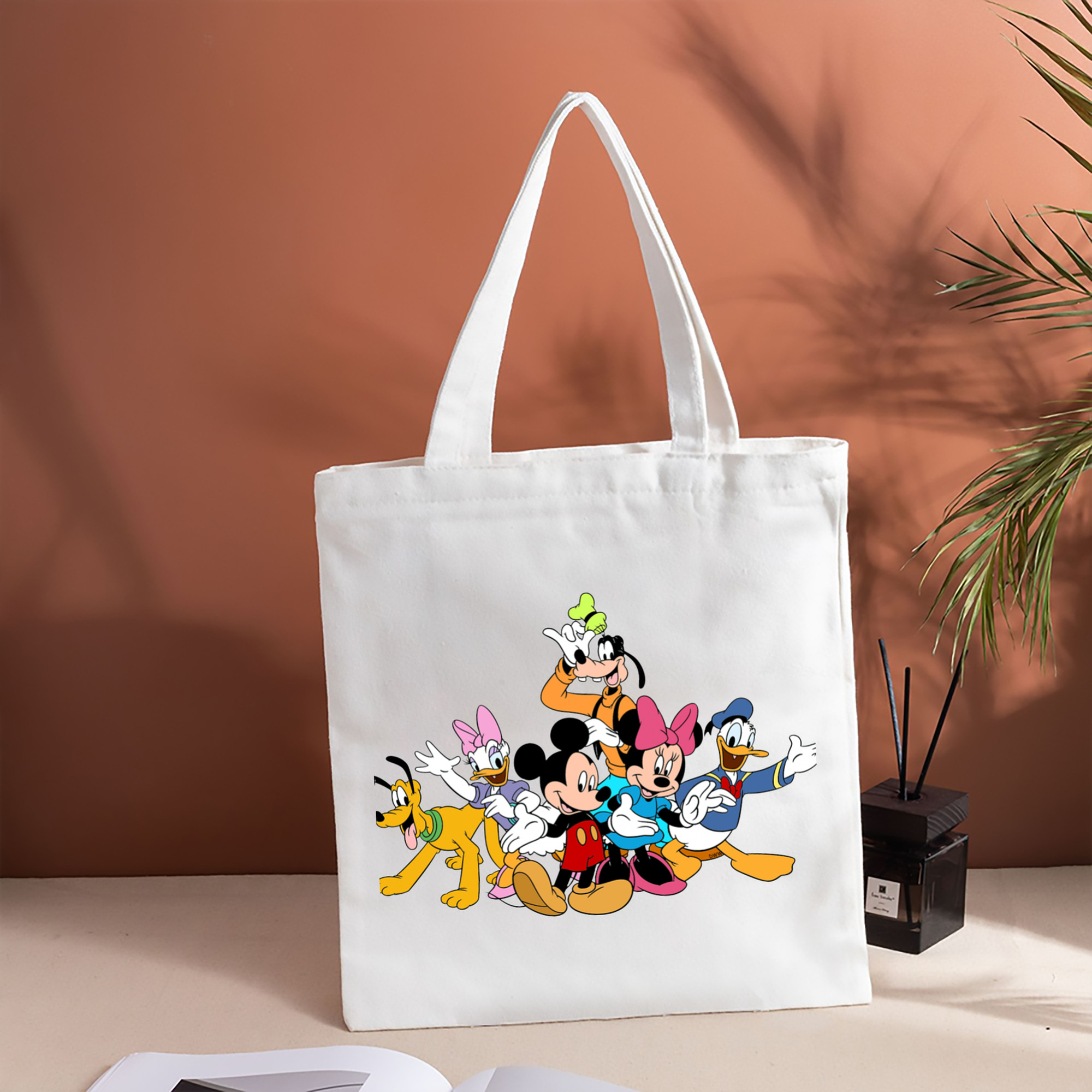 ミッキーマウス Mickey Mouse 縦型キャンバス生地手提げバッグ　トートバッグ