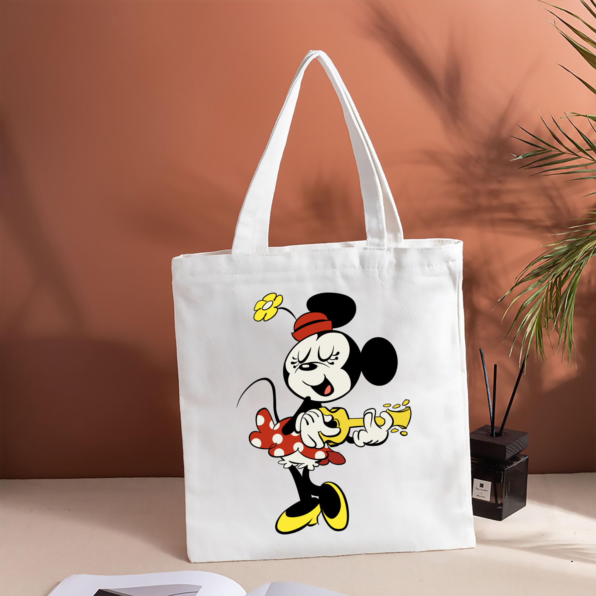 ミッキーマウス Mickey Mouse 縦型キャンバス生地手提げバッグ　トートバッグ