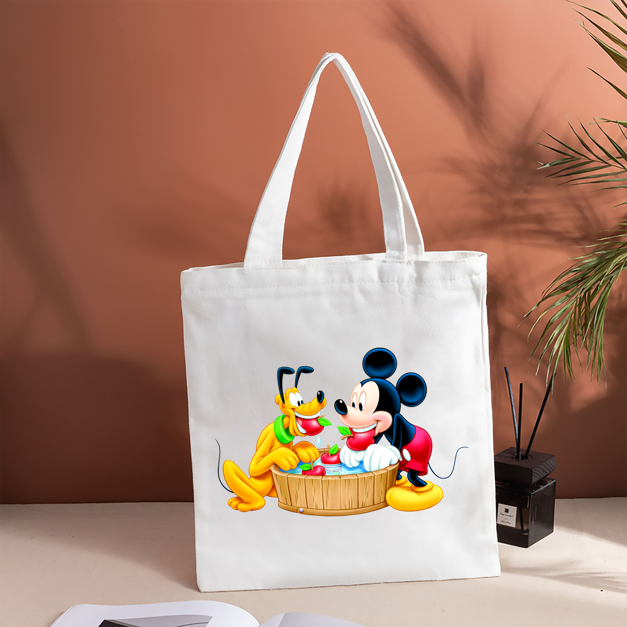 ミッキーマウス Mickey Mouse 縦型キャンバス生地手提げバッグ　トートバッグ