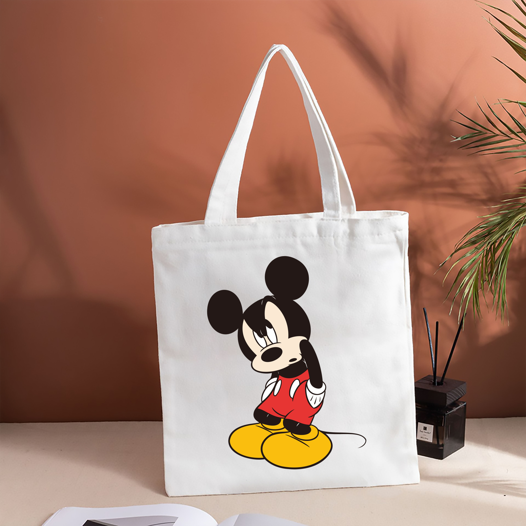 ミッキーマウス Mickey Mouse 縦型キャンバス生地手提げバッグ　トートバッグ