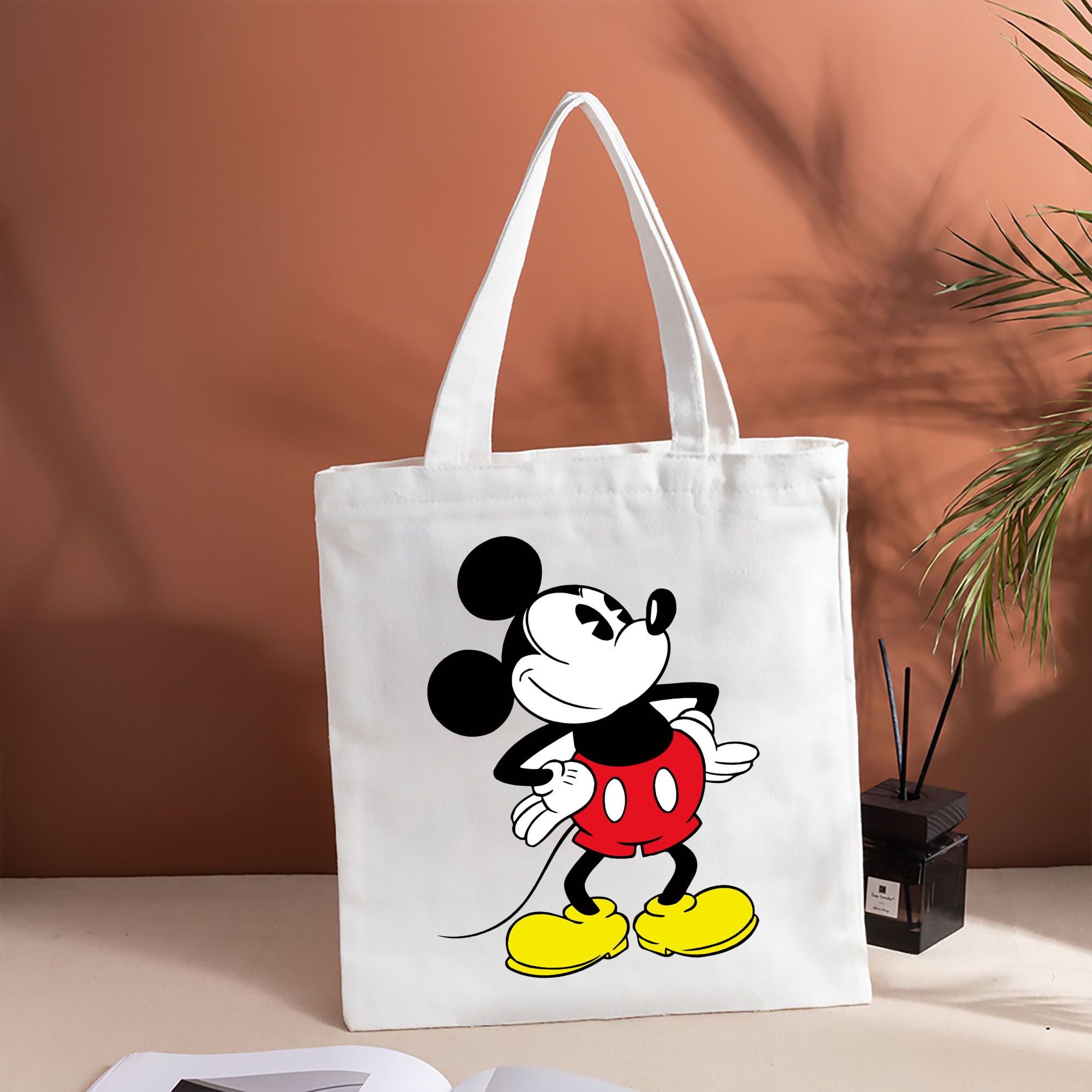 ミッキーマウス Mickey Mouse 縦型キャンバス生地手提げバッグ　トートバッグ