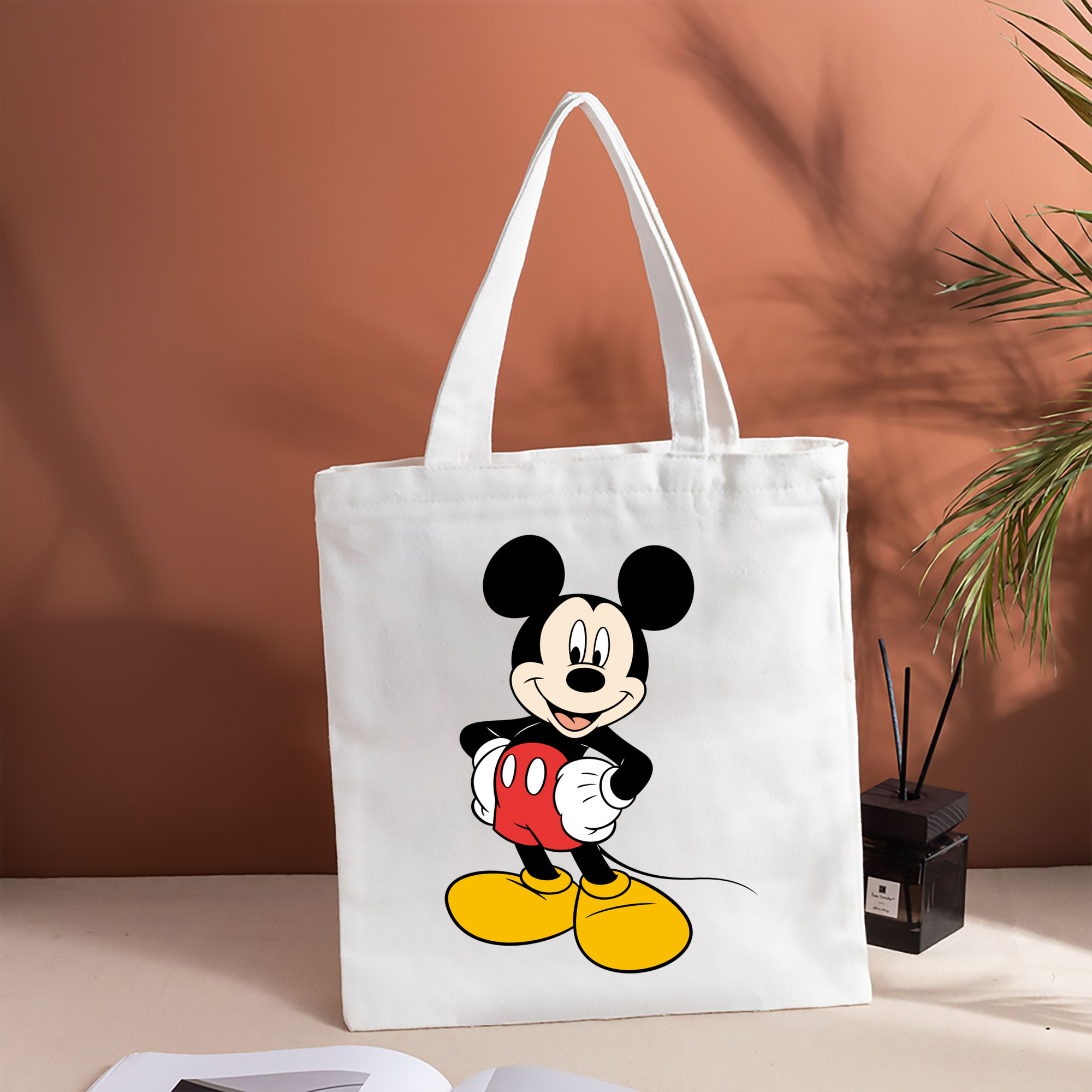 ミッキーマウス Mickey Mouse 縦型キャンバス生地手提げバッグ　トートバッグ