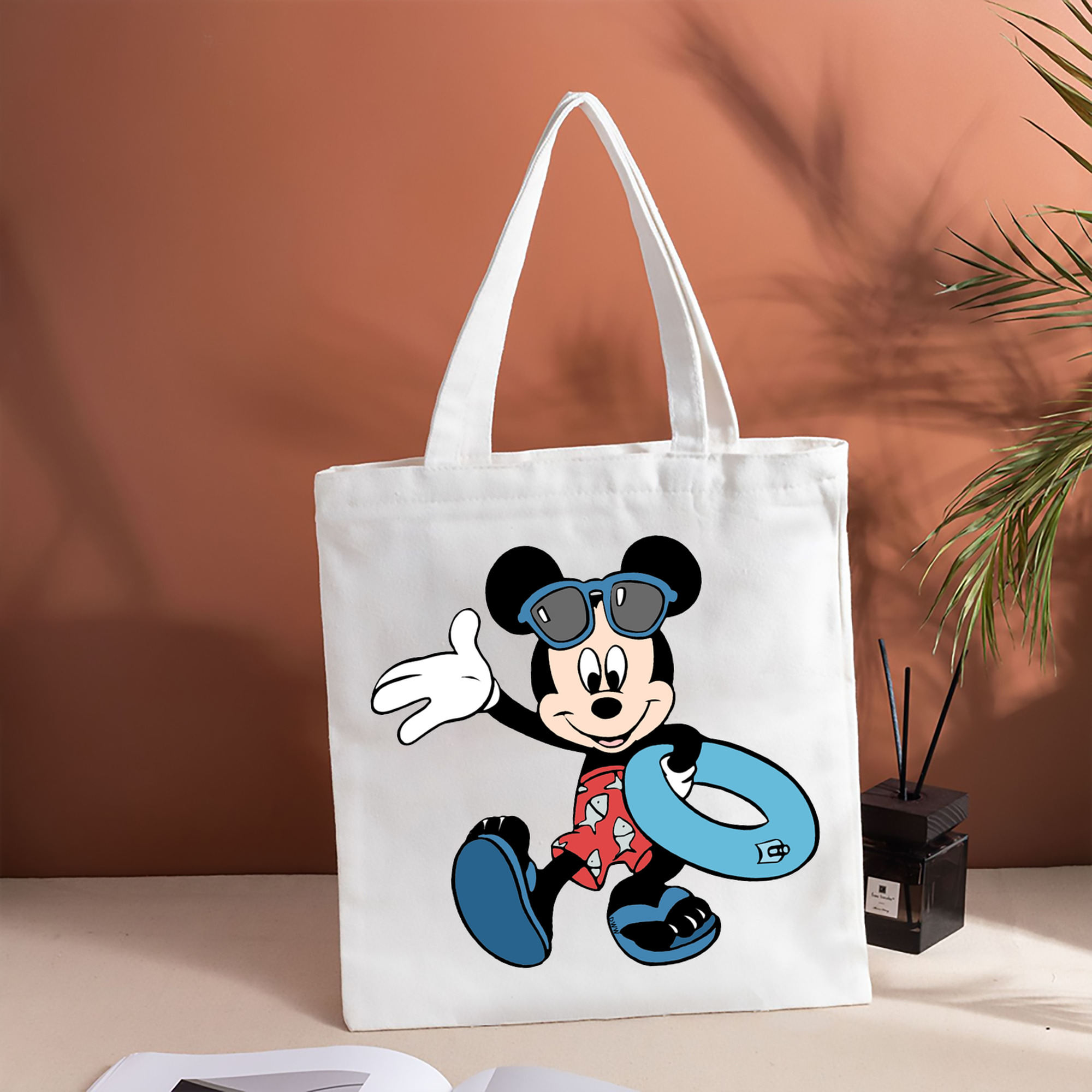 ミッキーマウス Mickey Mouse 縦型キャンバス生地手提げバッグ　トートバッグ