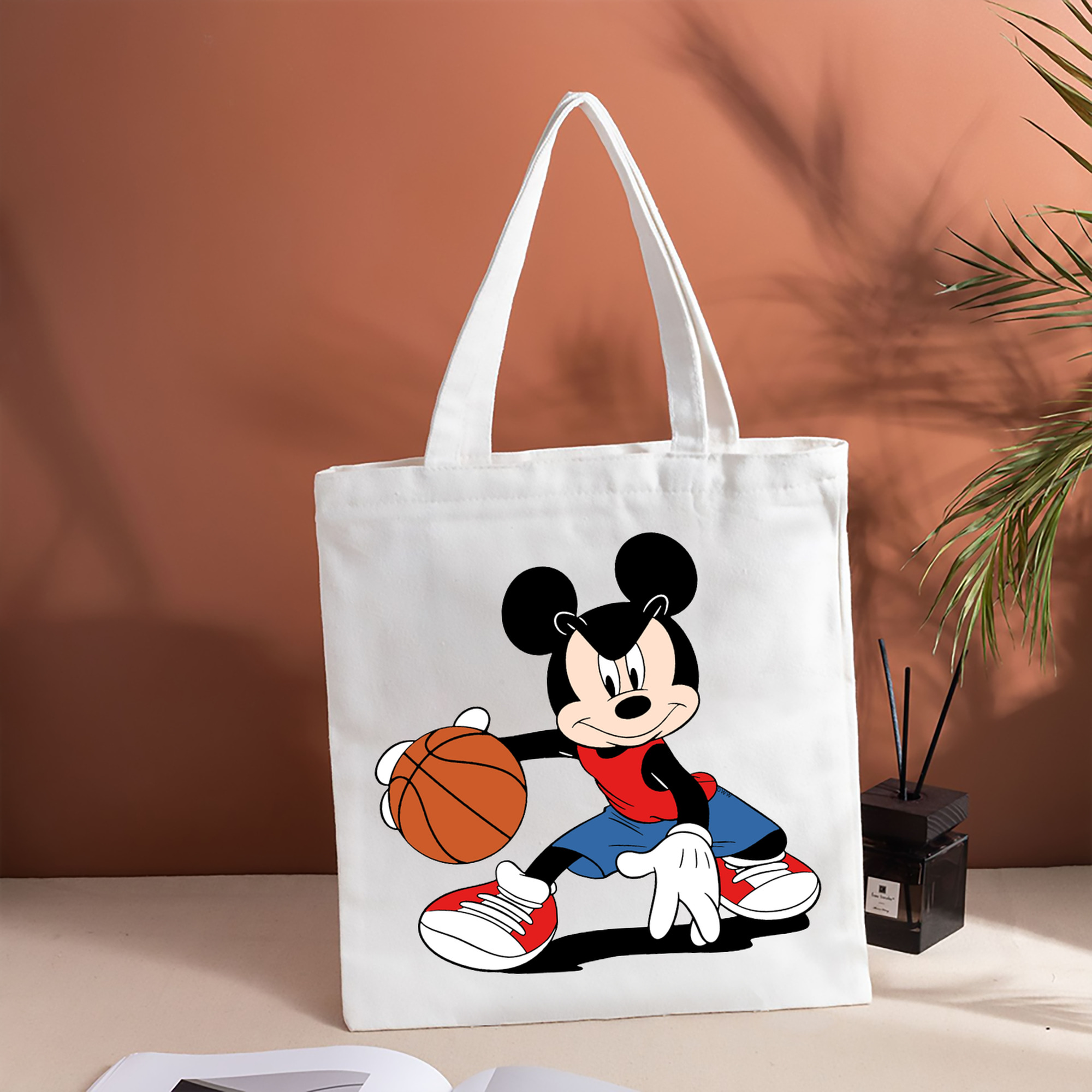 ミッキーマウス Mickey Mouse 縦型キャンバス生地手提げバッグ　トートバッグ