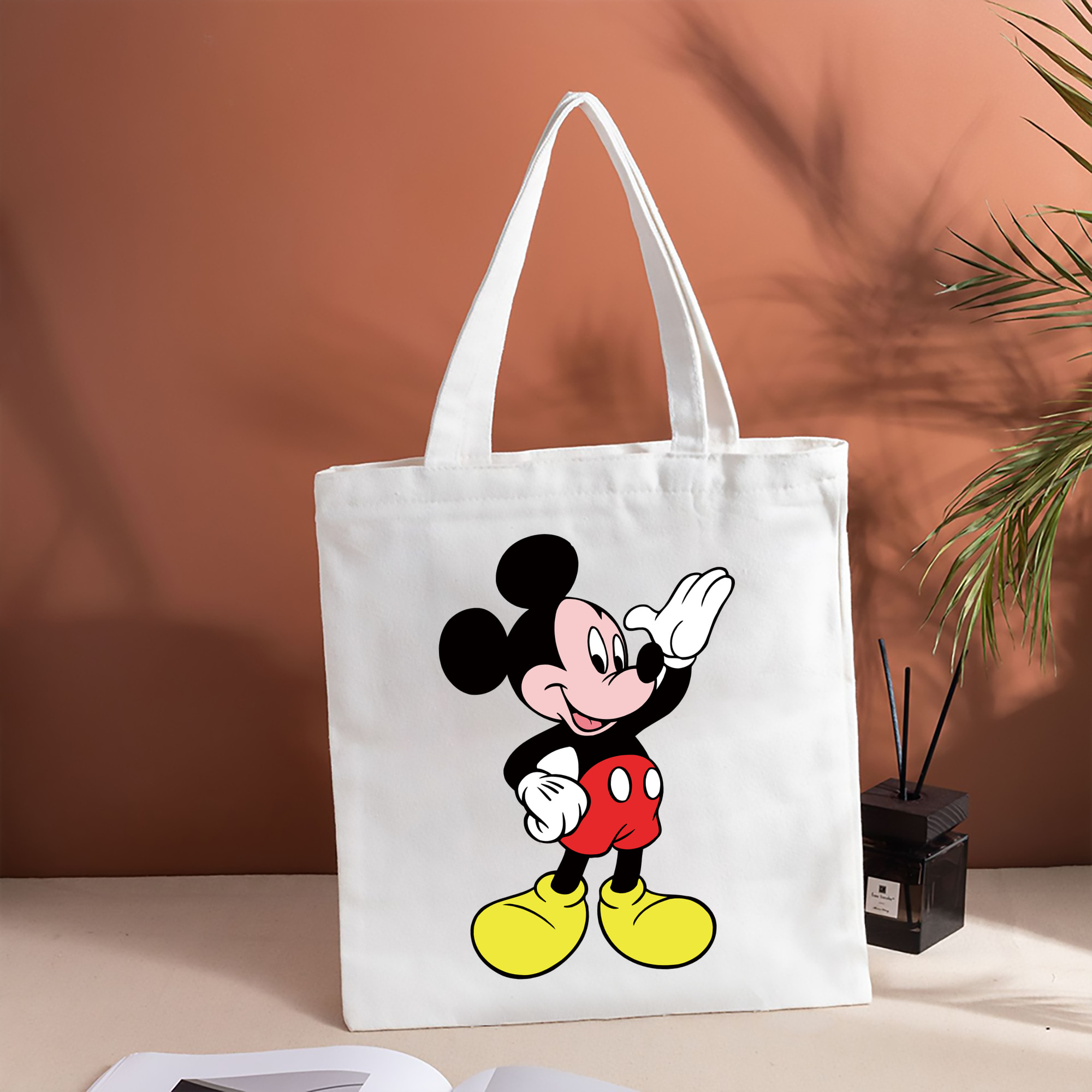 ミッキーマウス Mickey Mouse 縦型キャンバス生地手提げバッグ　トートバッグ