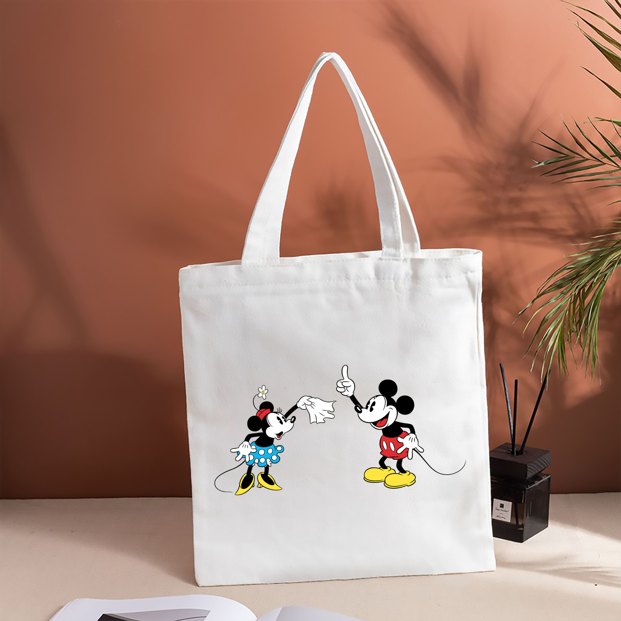 ミッキーマウス Mickey Mouse 縦型キャンバス生地手提げバッグ　トートバッグ