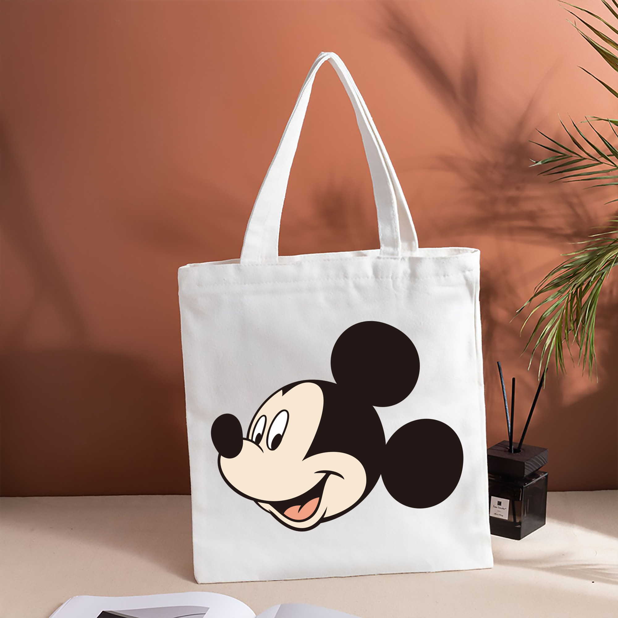 ミッキーマウス Mickey Mouse 縦型キャンバス生地手提げバッグ　トートバッグ