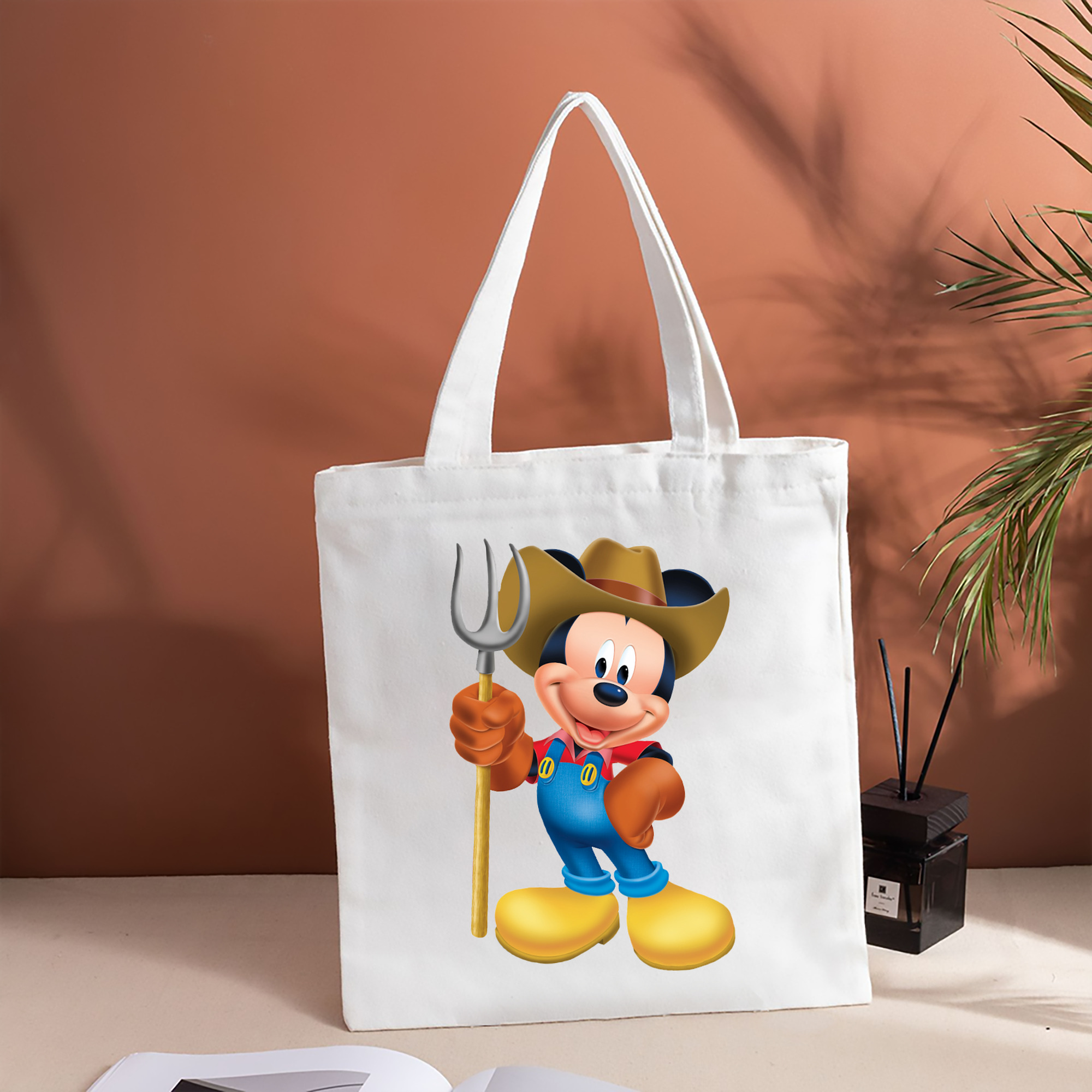 ミッキーマウス Mickey Mouse 縦型キャンバス生地手提げバッグ　トートバッグ