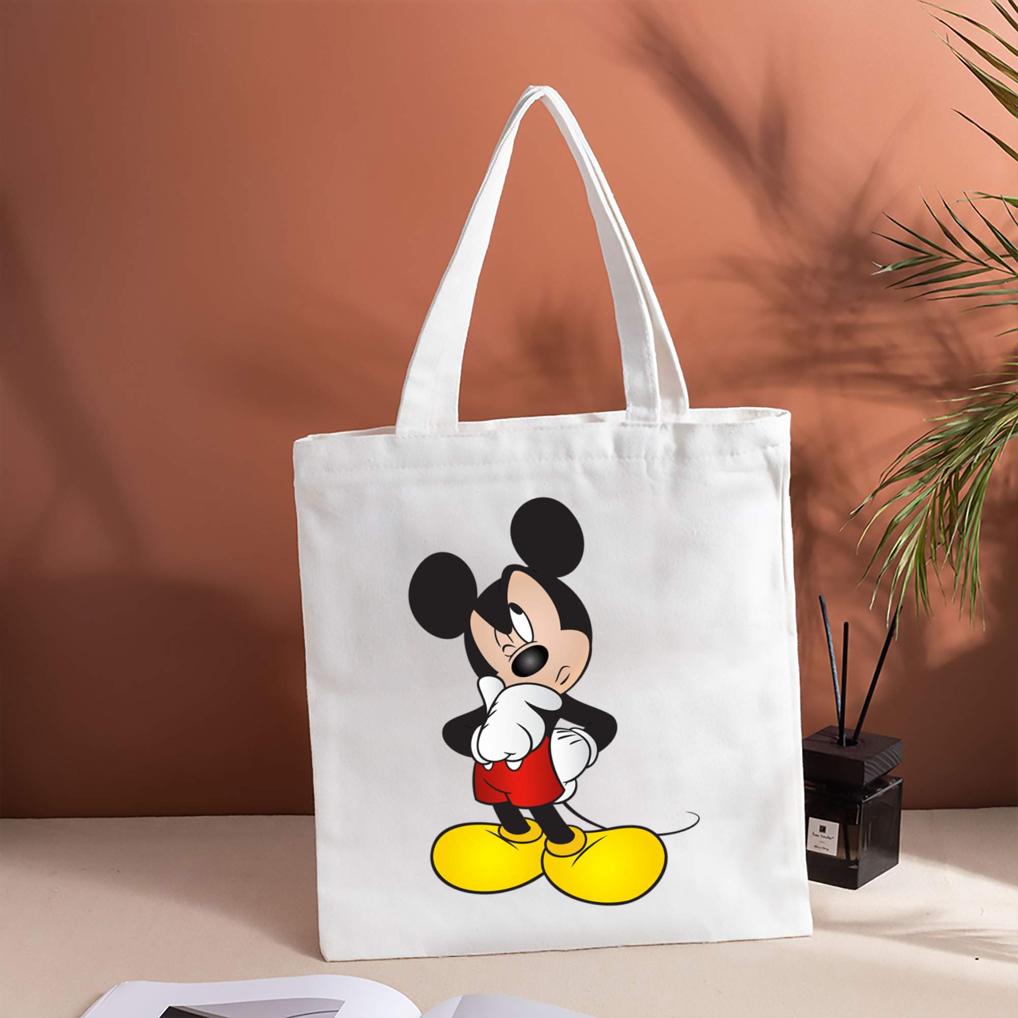 ミッキーマウス Mickey Mouse 縦型キャンバス生地手提げバッグ　トートバッグ