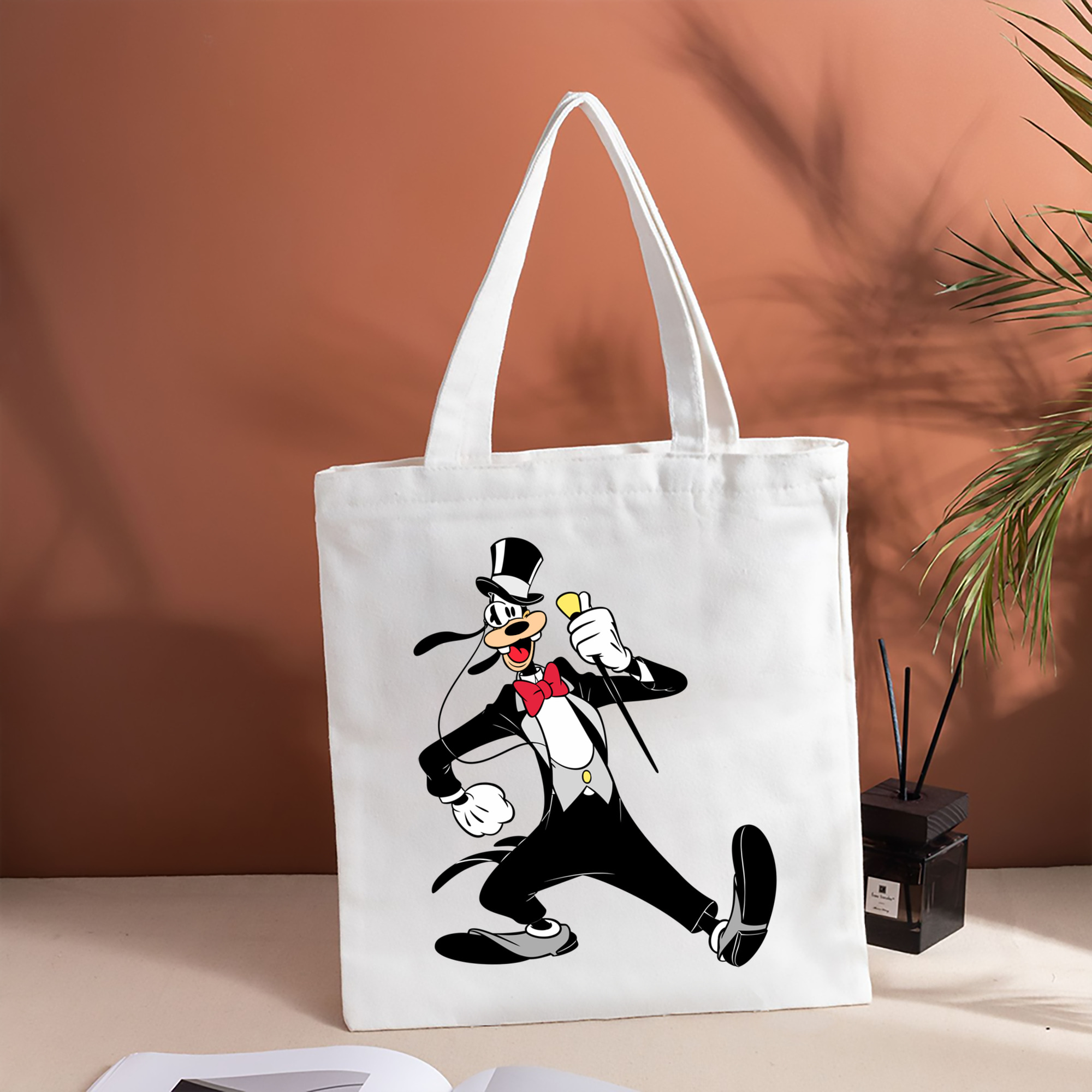 ミッキーマウス Mickey Mouse 縦型キャンバス生地手提げバッグ　トートバッグ