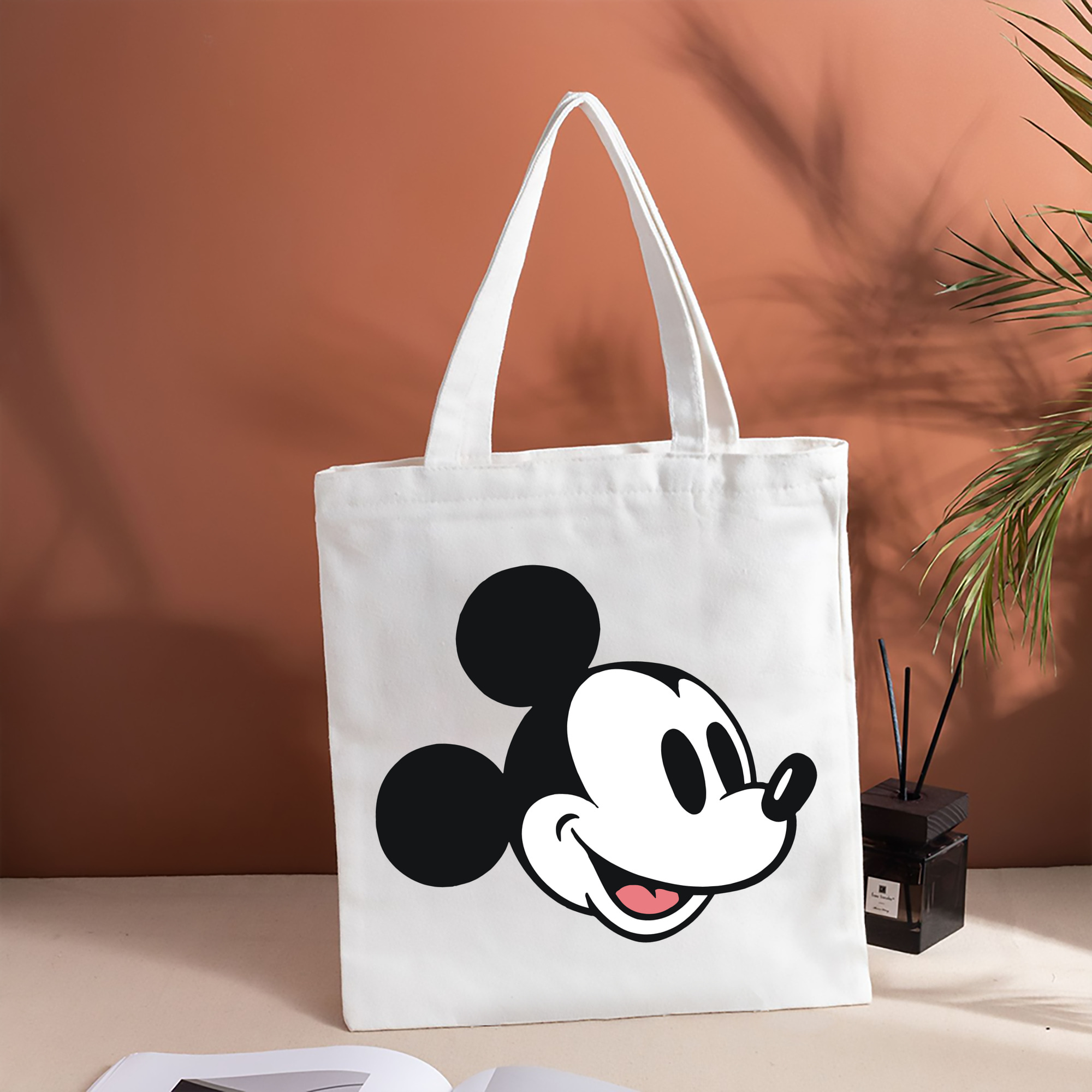 ミッキーマウス Mickey Mouse 縦型キャンバス生地手提げバッグ　トートバッグ