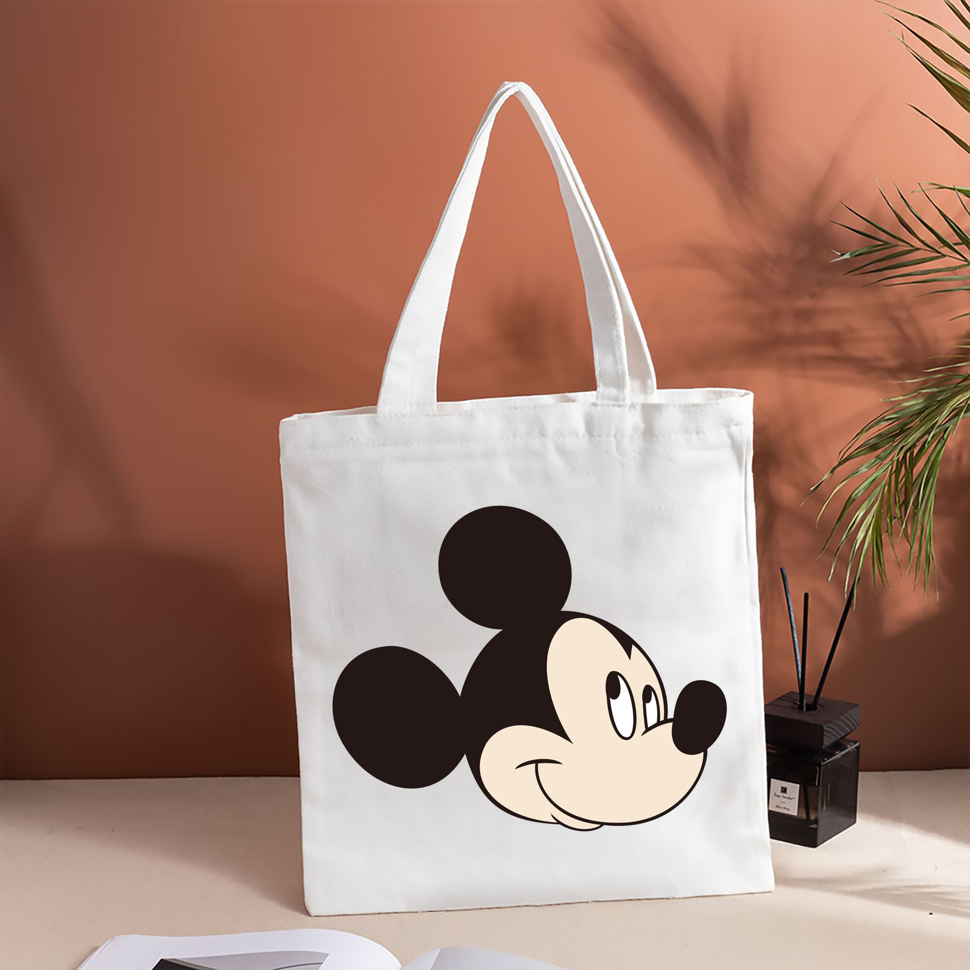 ミッキーマウス Mickey Mouse 縦型キャンバス生地手提げバッグ　トートバッグ