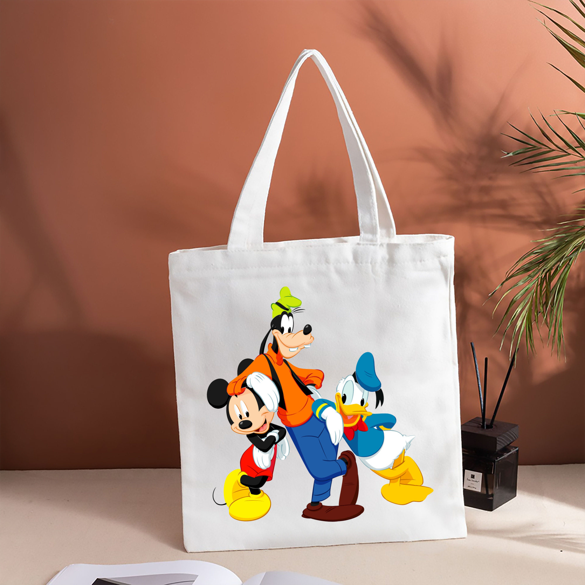 ミッキーマウス Mickey Mouse 縦型キャンバス生地手提げバッグ　トートバッグ