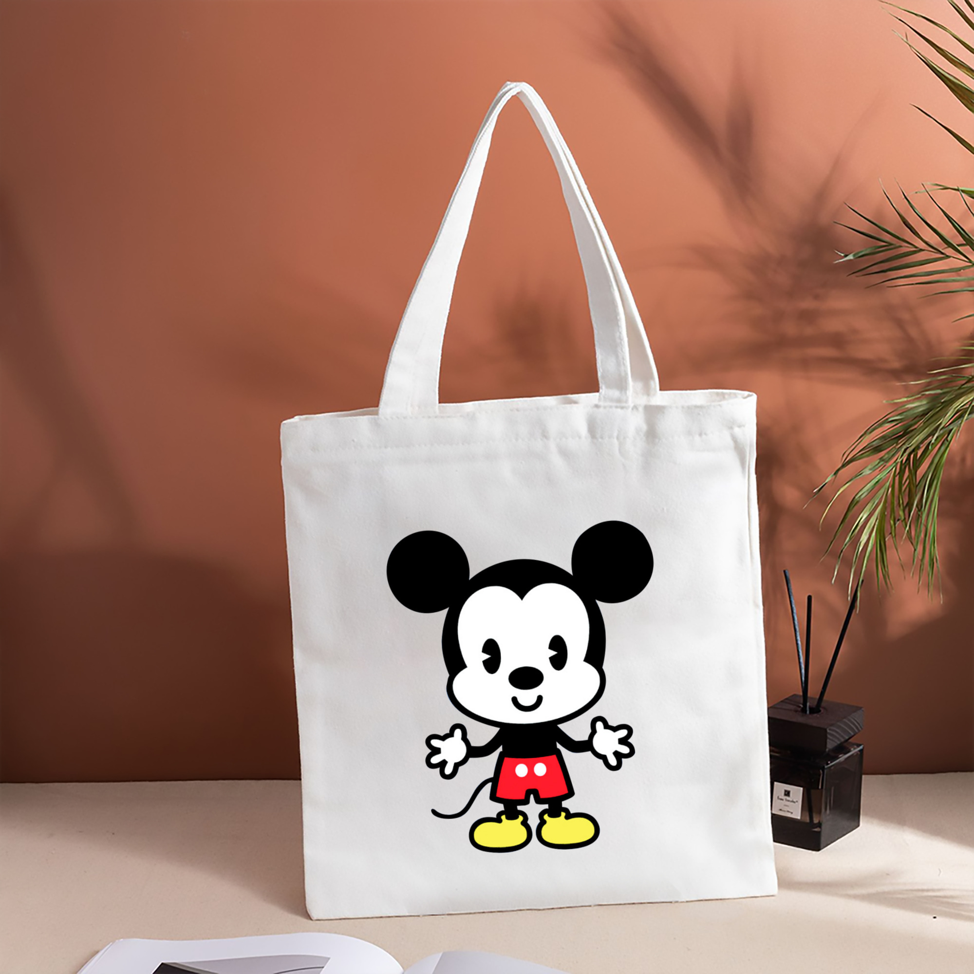 ミッキーマウス Mickey Mouse 縦型キャンバス生地手提げバッグ　トートバッグ