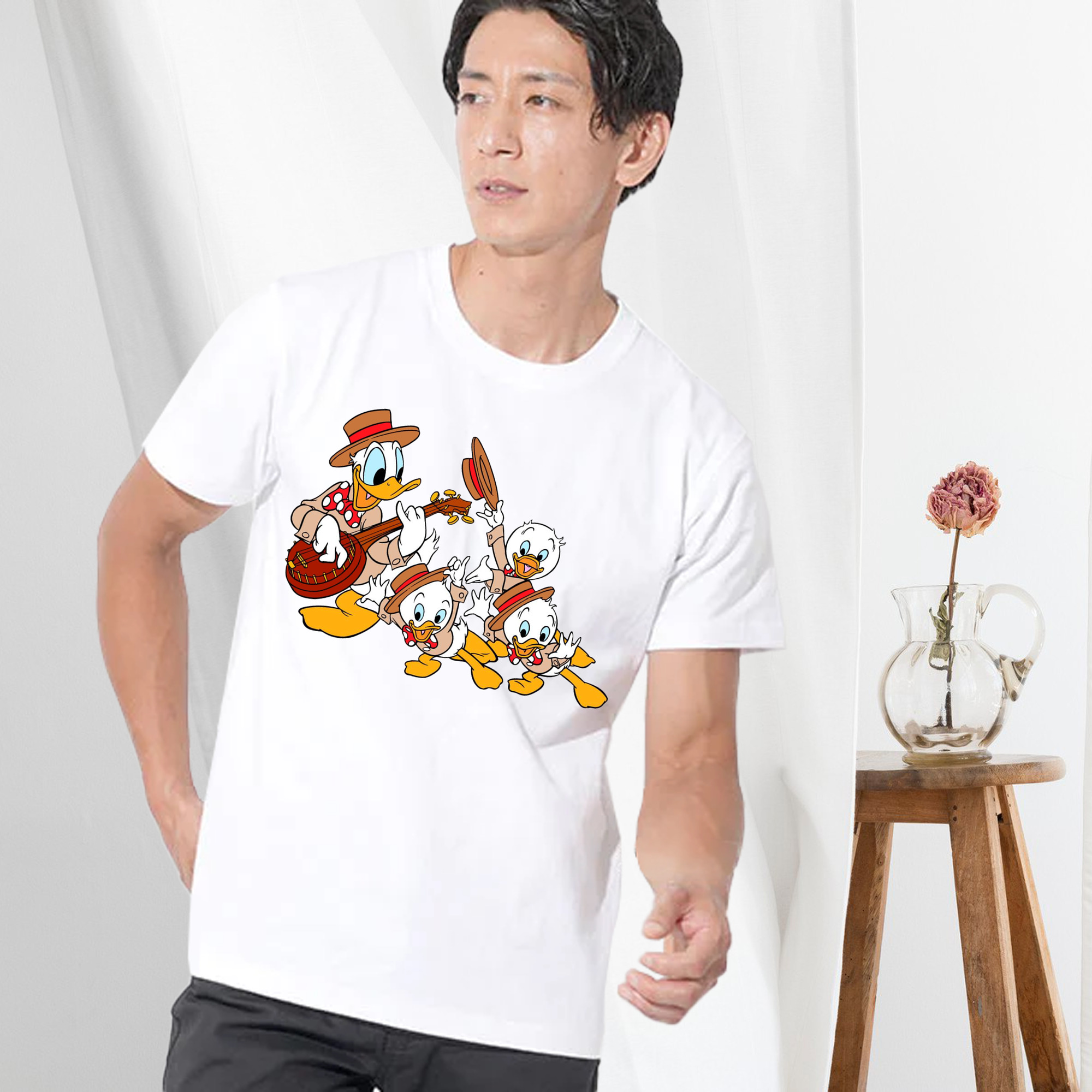 ミッキーマウス Mickey Mouse 綿100％ メンズ半袖Tシャツ｜肌触りやわらか＆通気性