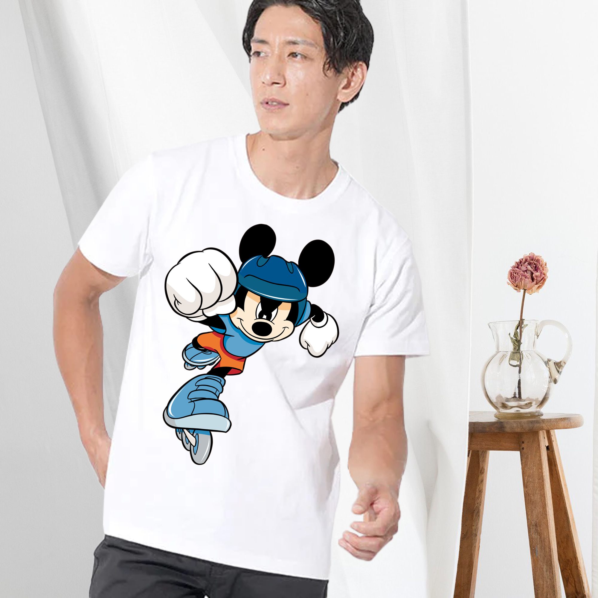 ミッキーマウス Mickey Mouse 綿100％ メンズ半袖Tシャツ｜肌触りやわらか＆通気性