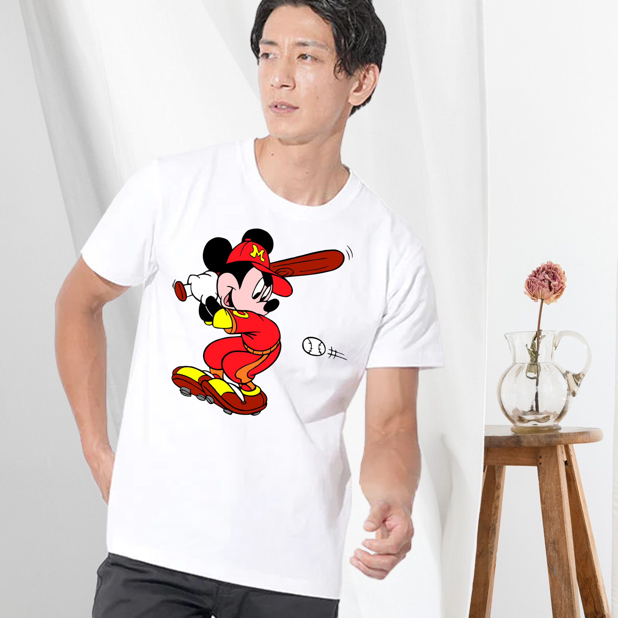 ミッキーマウス Mickey Mouse 綿100％ メンズ半袖Tシャツ｜肌触りやわらか＆通気性