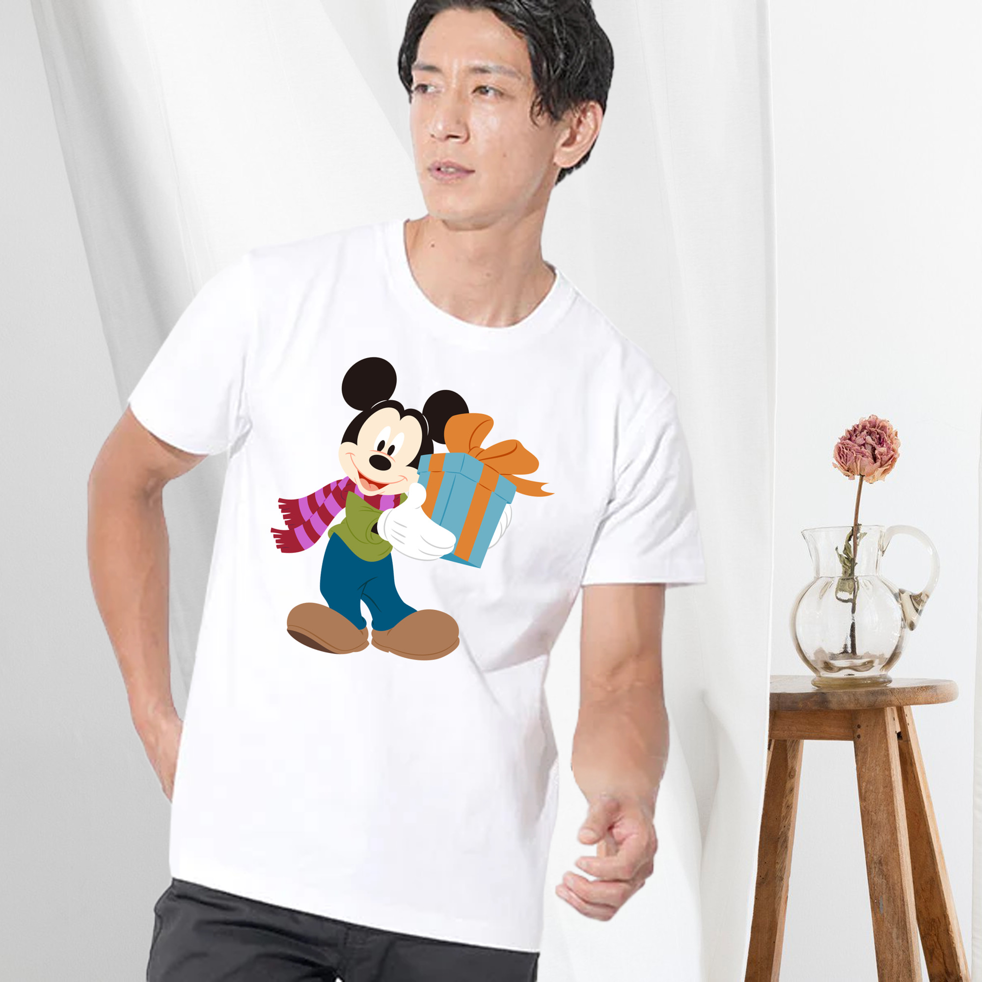 ミッキーマウス Mickey Mouse 綿100％ メンズ半袖Tシャツ｜肌触りやわらか＆通気性