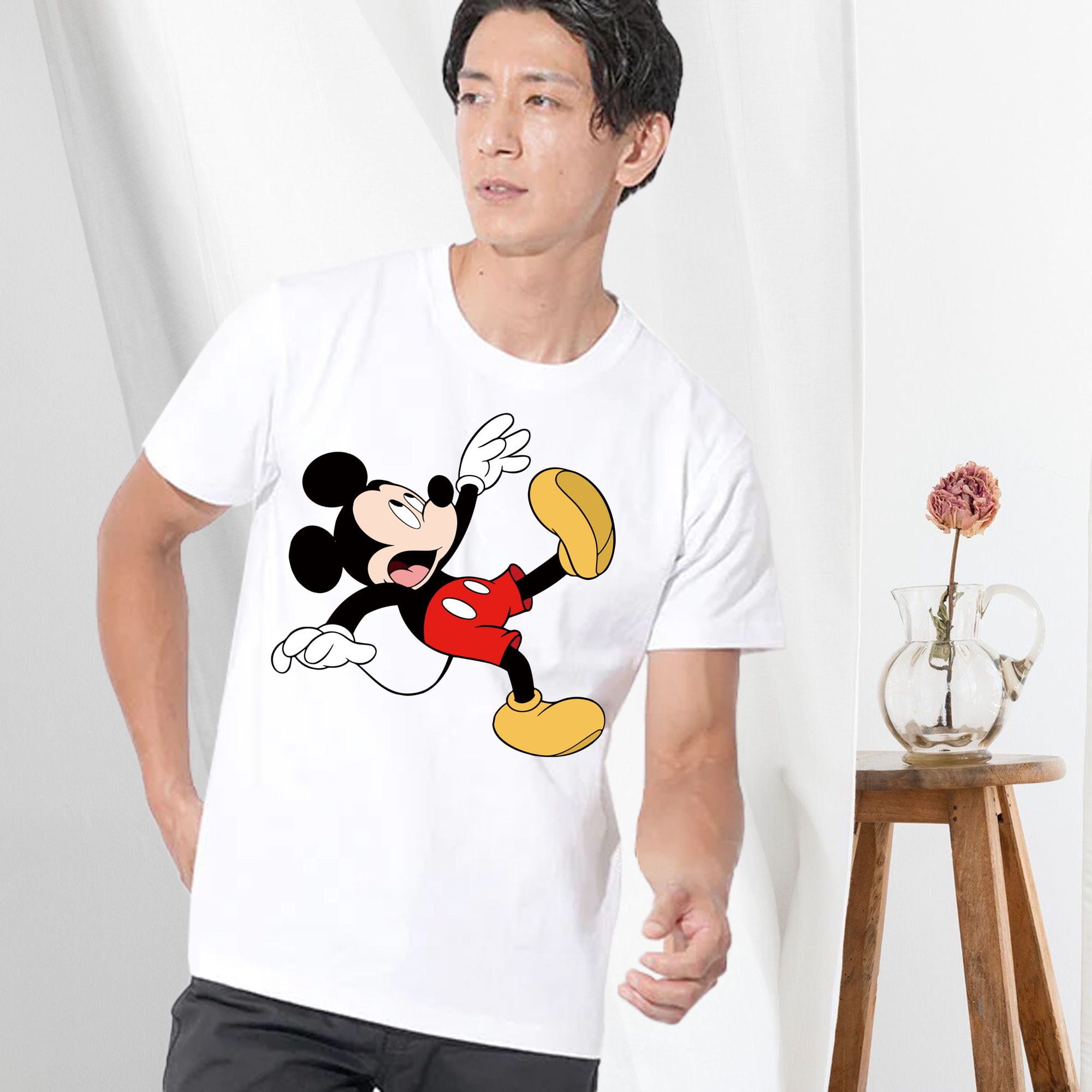 ミッキーマウス Mickey Mouse 綿100％ メンズ半袖Tシャツ｜肌触りやわらか＆通気性