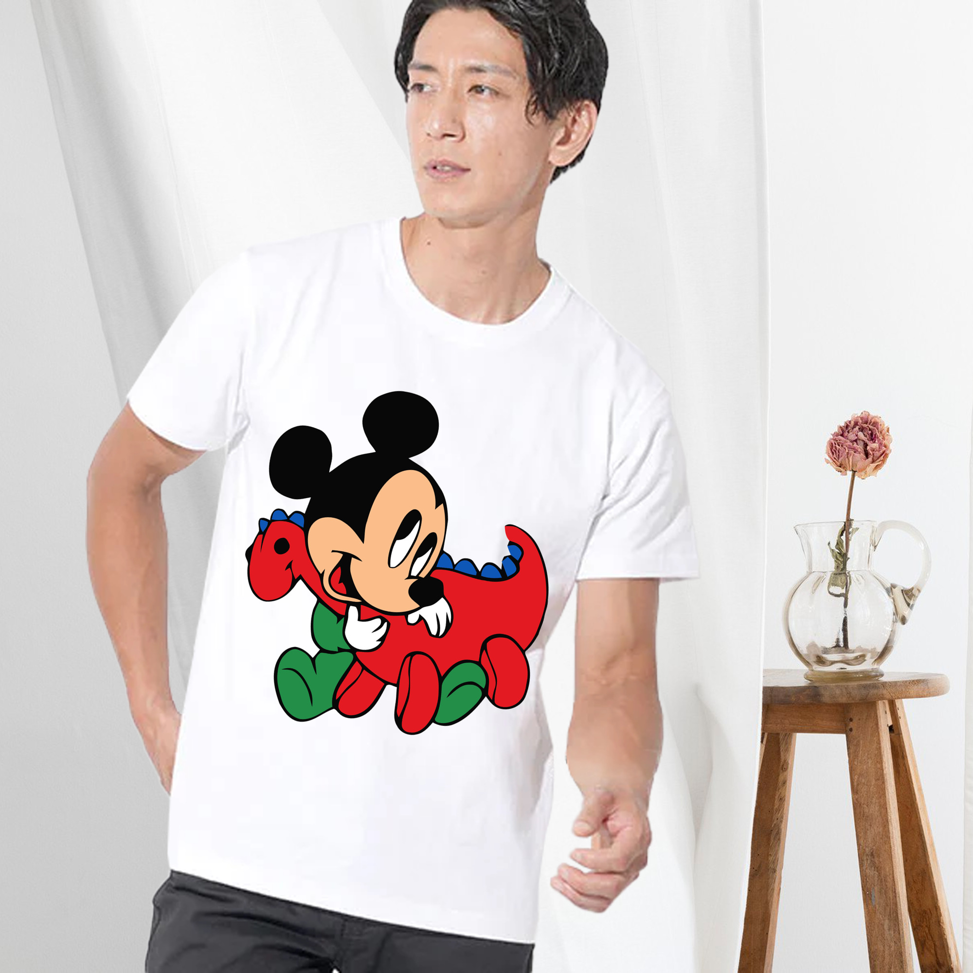 ミッキーマウス Mickey Mouse 綿100％ メンズ半袖Tシャツ｜肌触りやわらか＆通気性