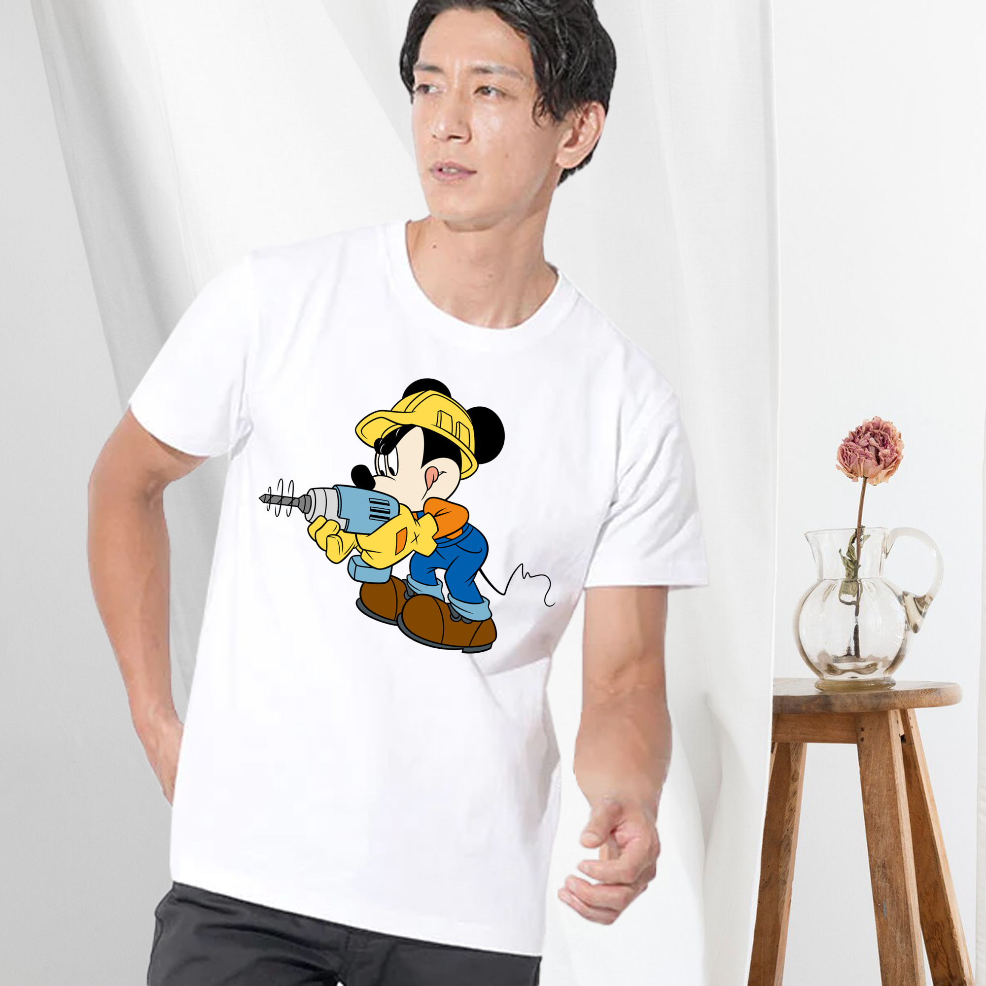 ミッキーマウス Mickey Mouse 綿100％ メンズ半袖Tシャツ｜肌触りやわらか＆通気性