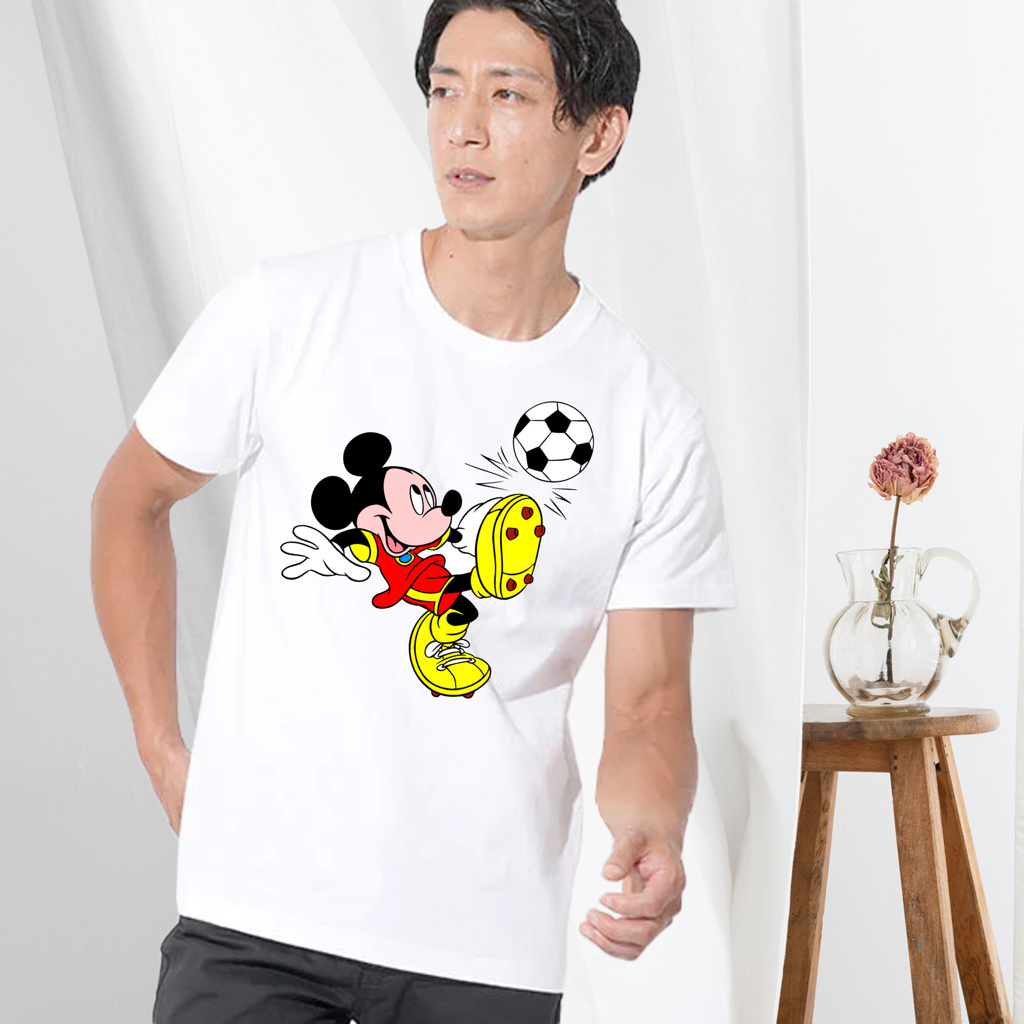 ミッキーマウス Mickey Mouse 綿100％ メンズ半袖Tシャツ｜肌触りやわらか＆通気性