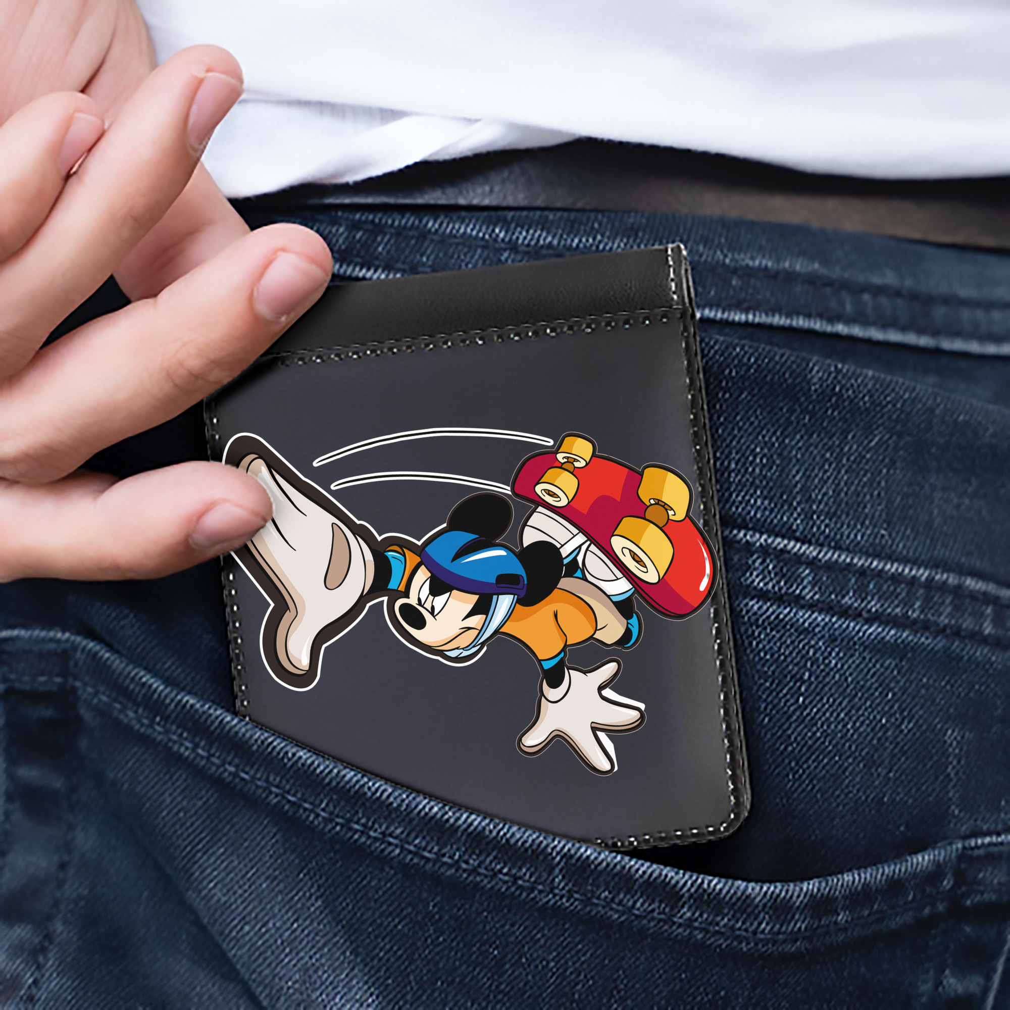 （画像用） ミッキーマウス Mickey Mouse 二つ折り革財布