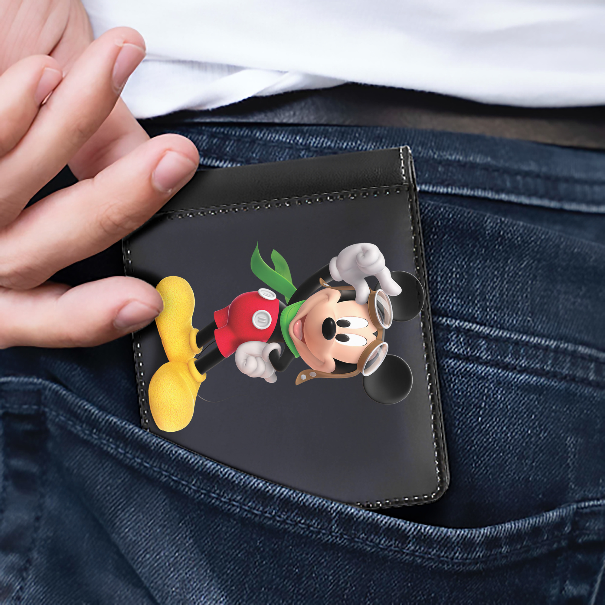 （画像用） ミッキーマウス Mickey Mouse 二つ折り革財布