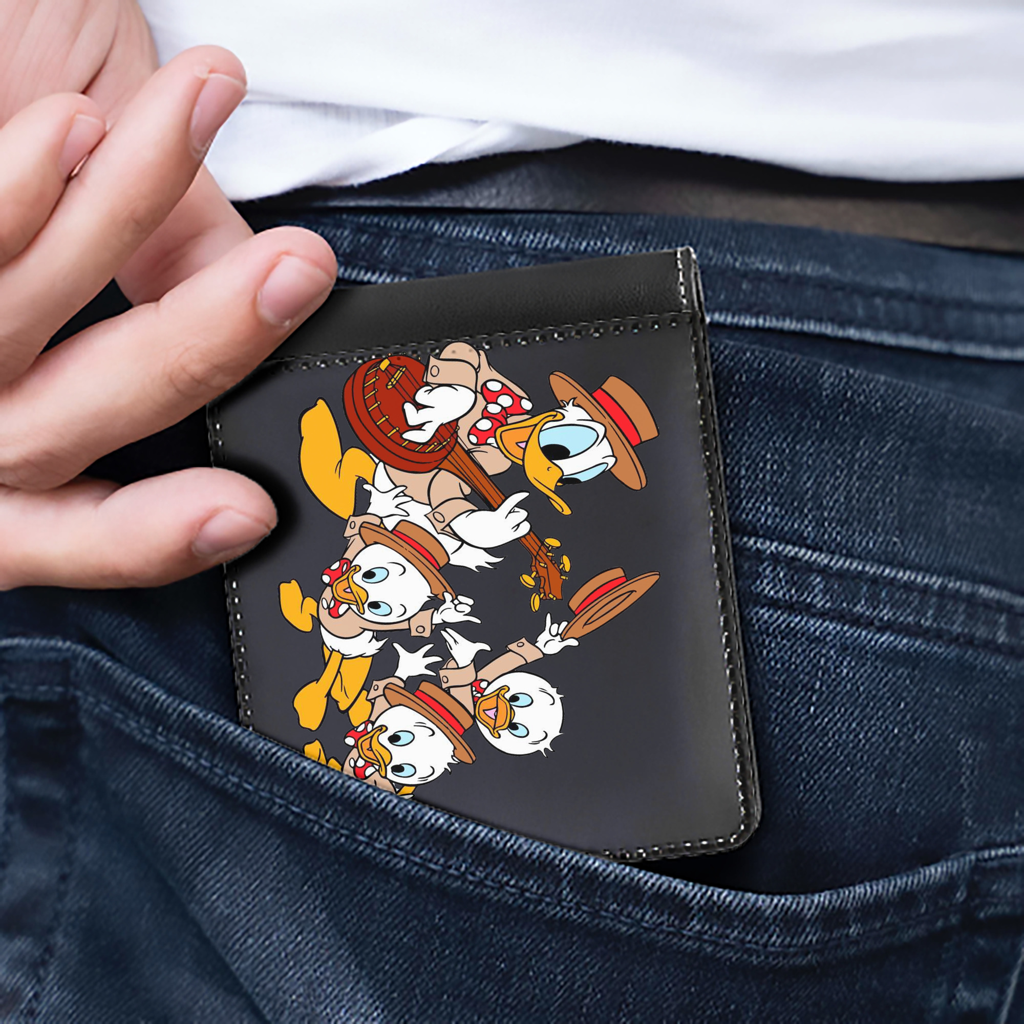 （画像用） ミッキーマウス Mickey Mouse 二つ折り革財布