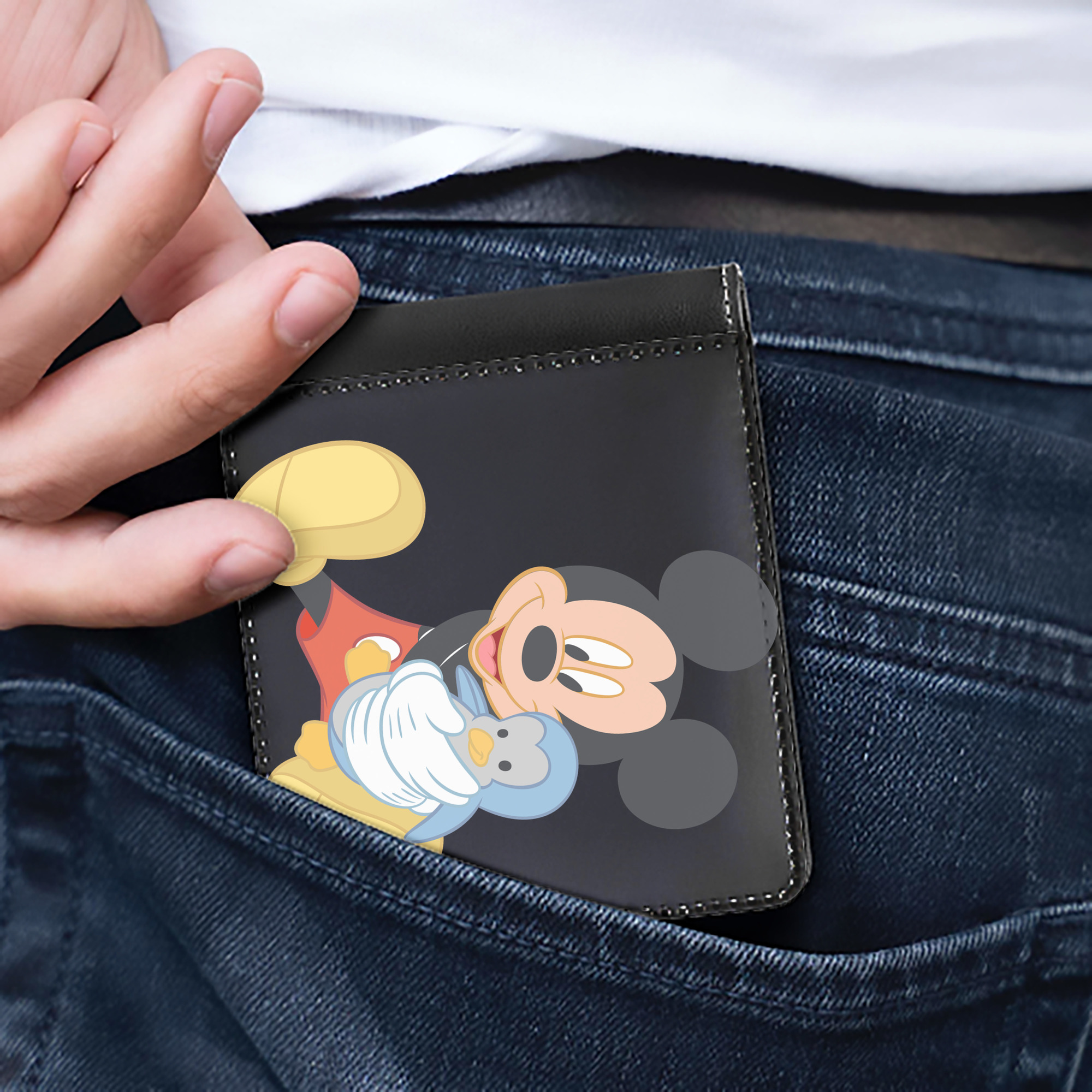 （画像用） ミッキーマウス Mickey Mouse 二つ折り革財布