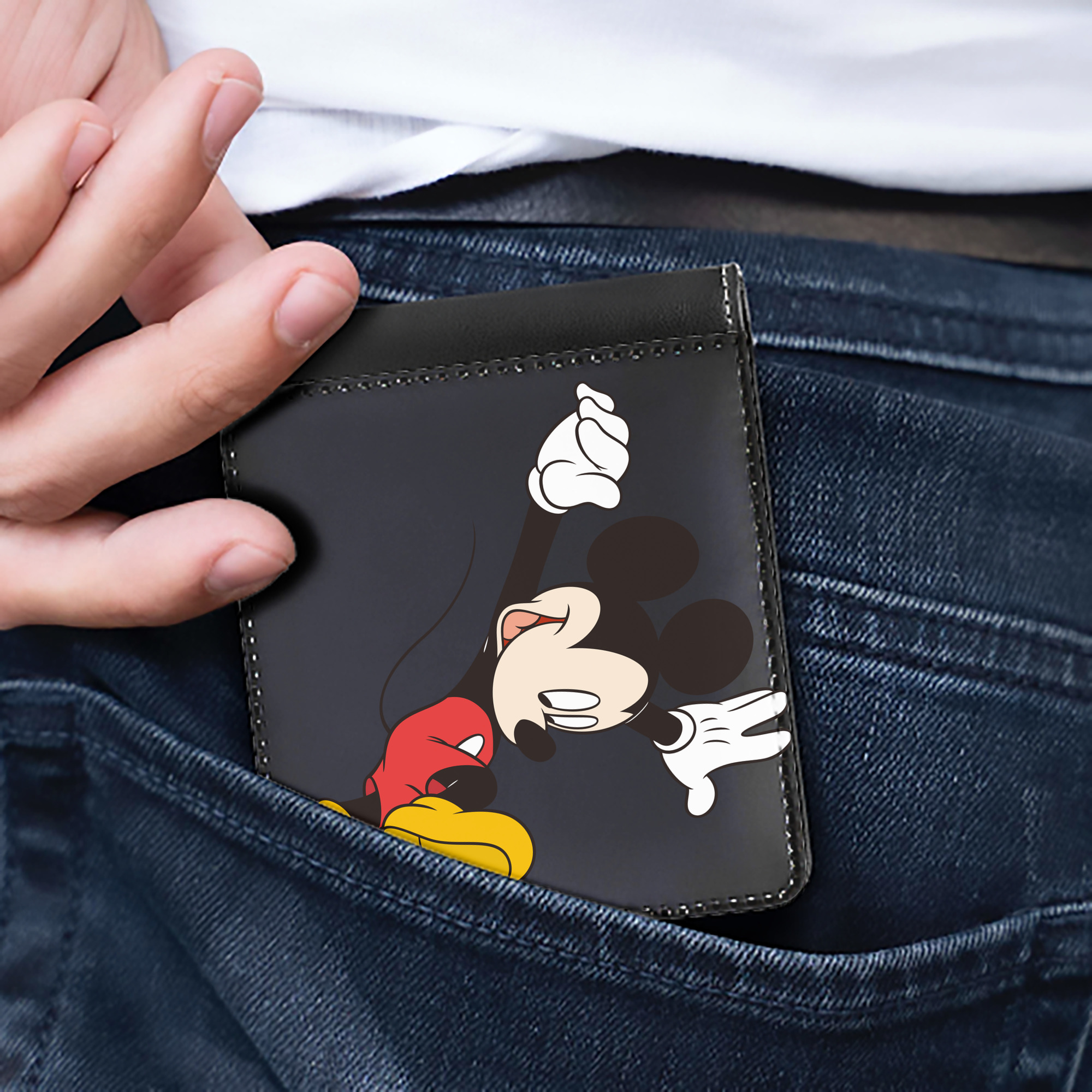 （画像用） ミッキーマウス Mickey Mouse 二つ折り革財布
