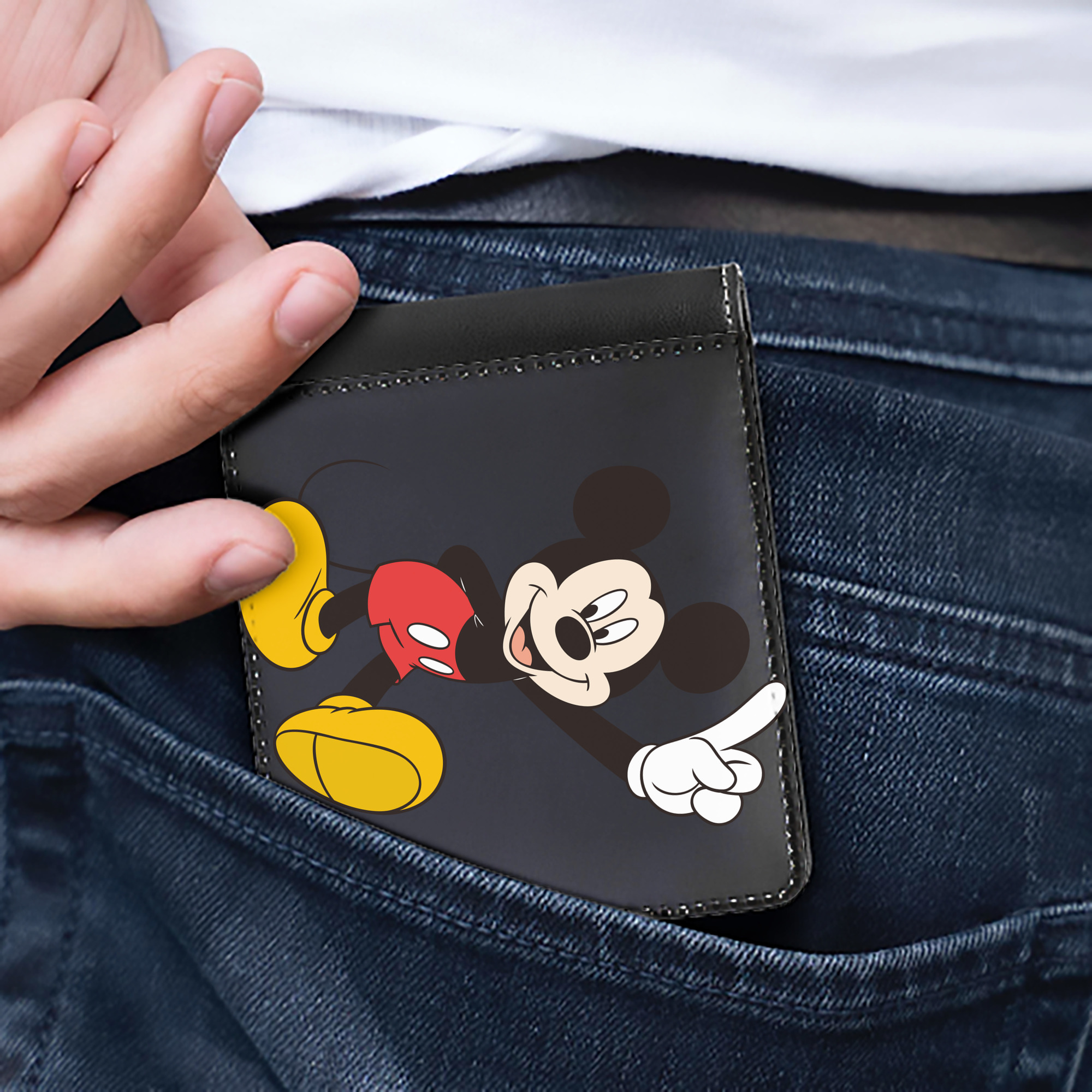 （画像用） ミッキーマウス Mickey Mouse 二つ折り革財布