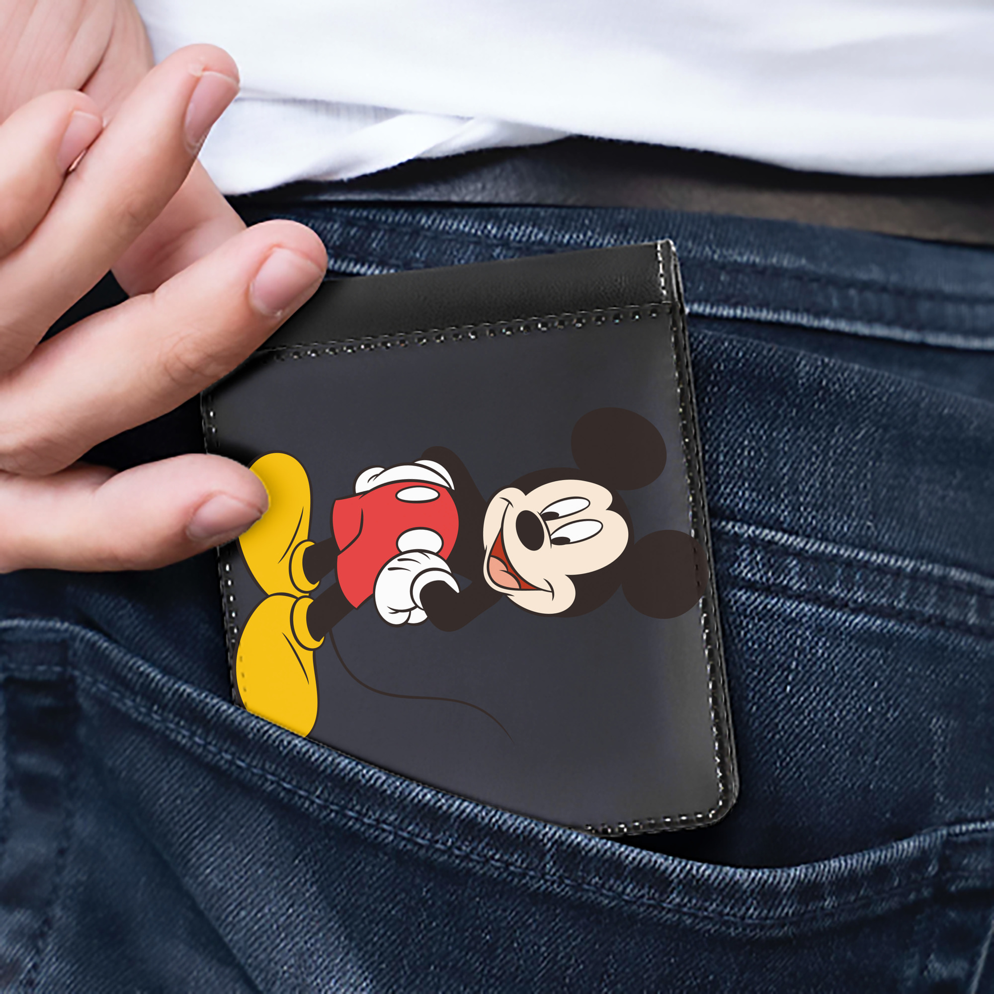 （画像用） ミッキーマウス Mickey Mouse 二つ折り革財布