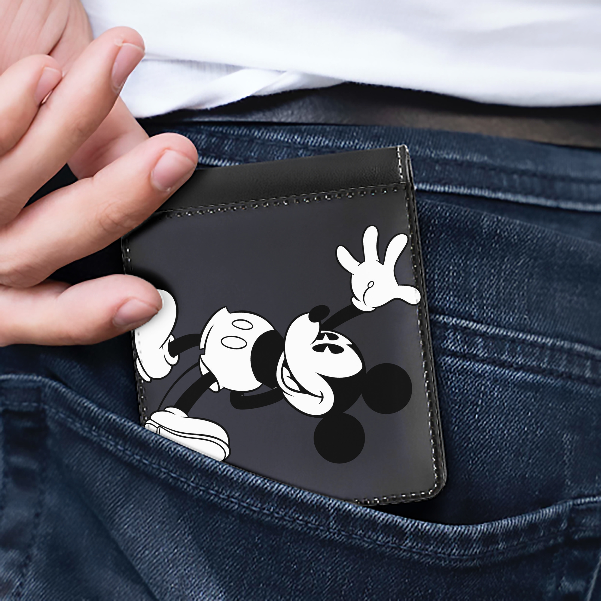 （画像用） ミッキーマウス Mickey Mouse 二つ折り革財布