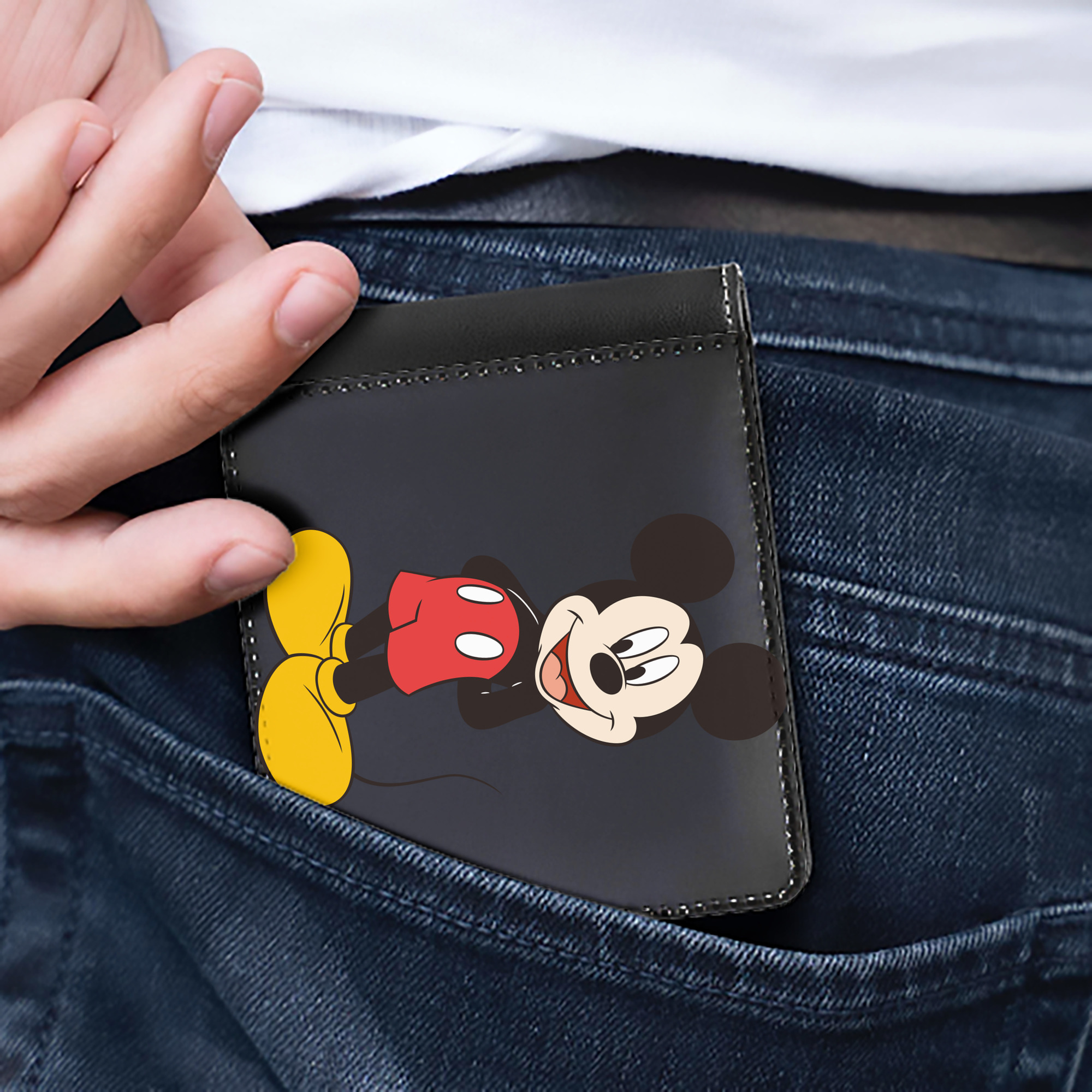 （画像用） ミッキーマウス Mickey Mouse 二つ折り革財布