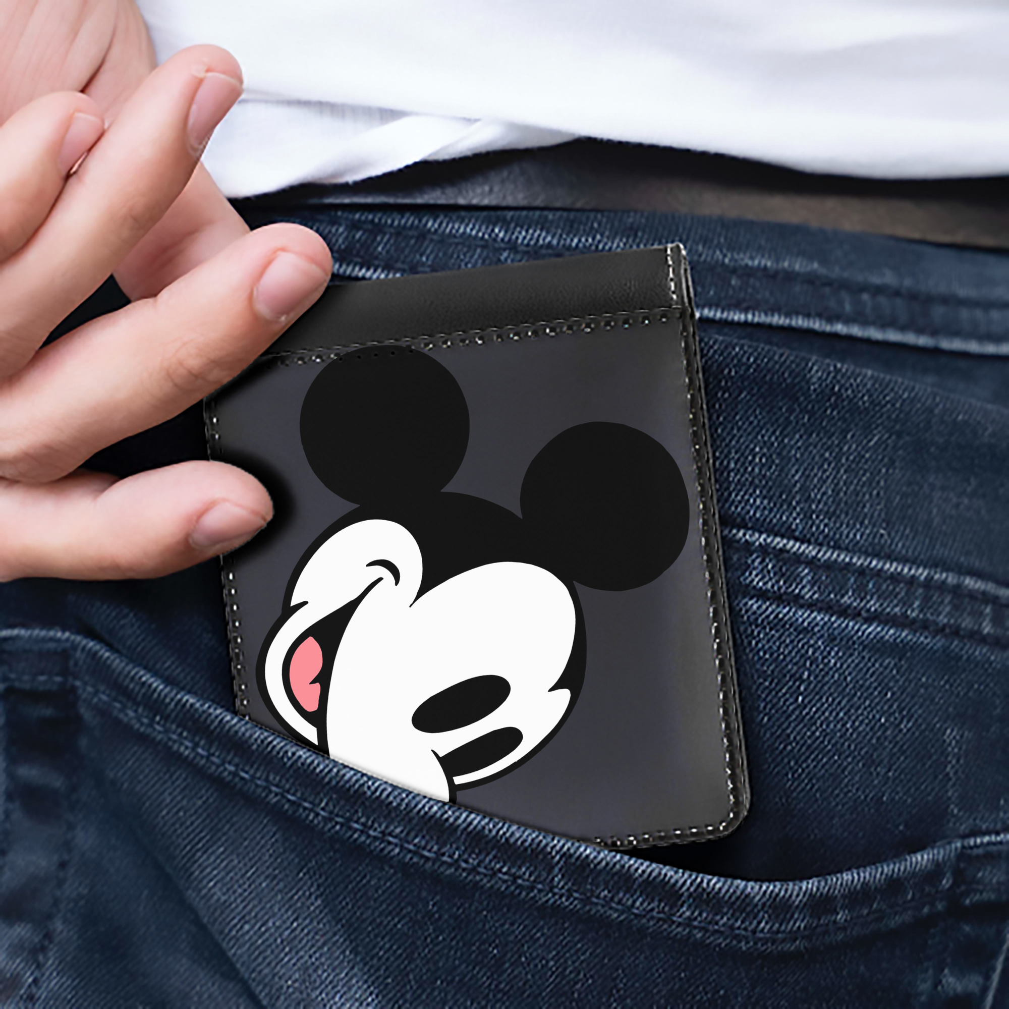（画像用） ミッキーマウス Mickey Mouse 二つ折り革財布