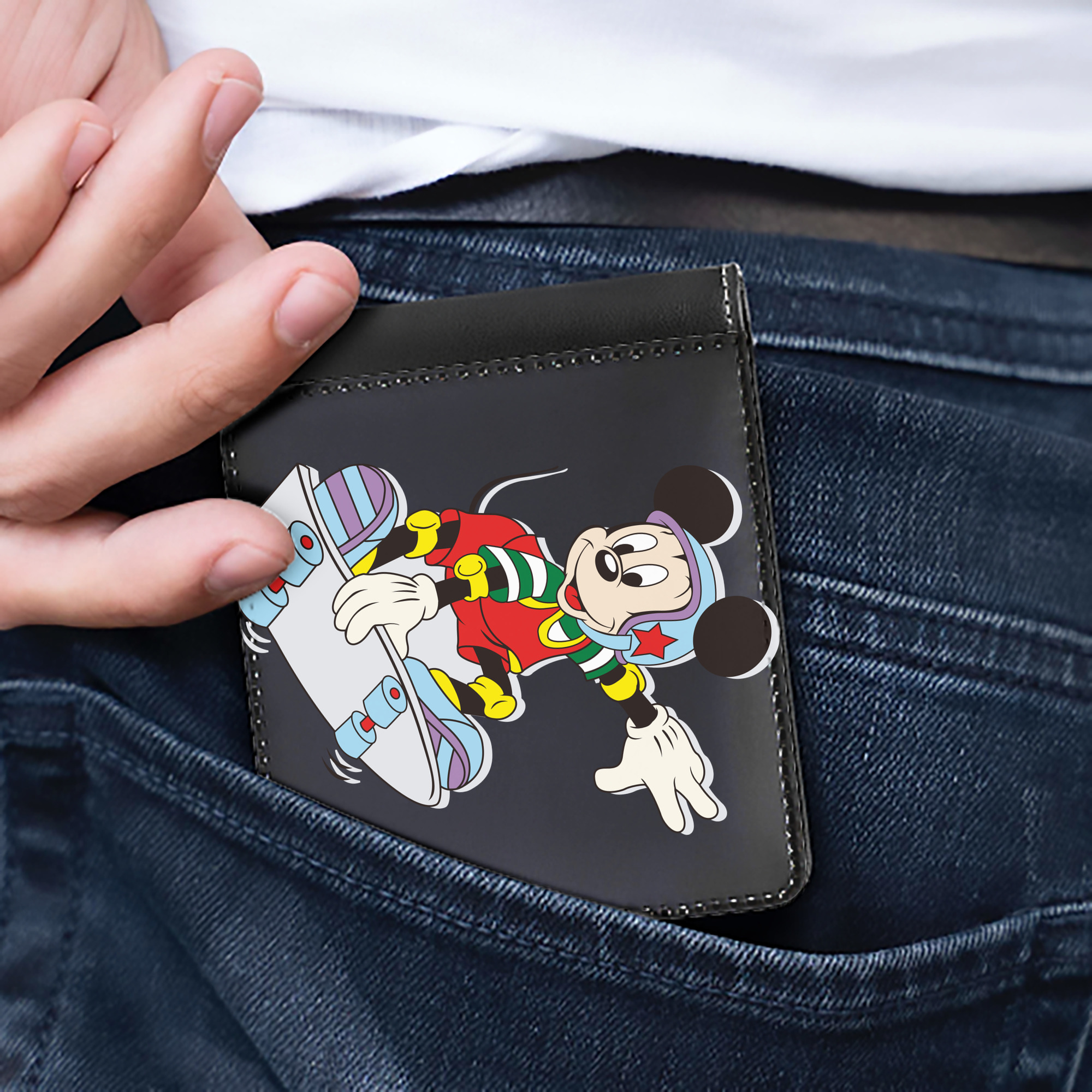 （画像用） ミッキーマウス Mickey Mouse 二つ折り革財布