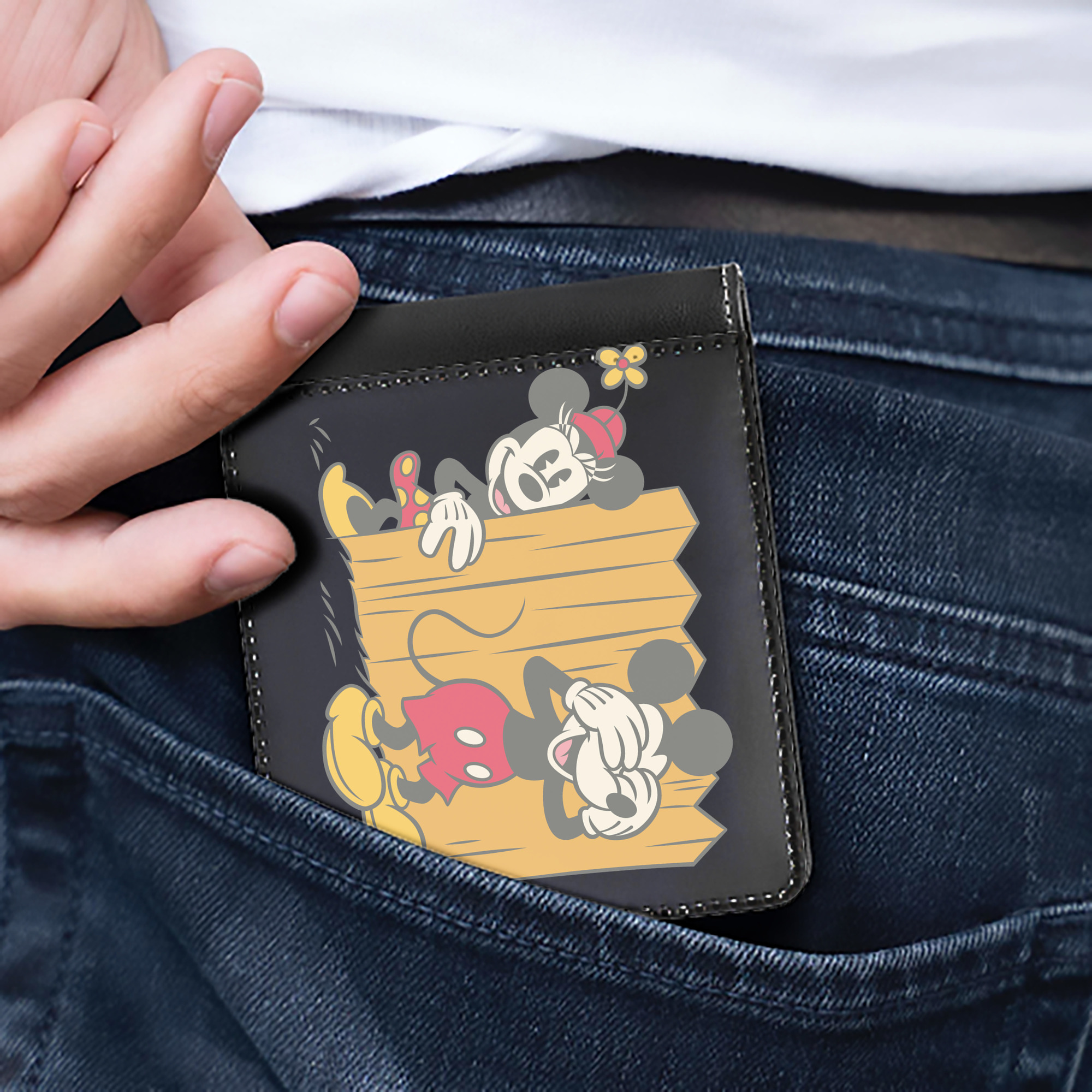 （画像用） ミッキーマウス Mickey Mouse 二つ折り革財布